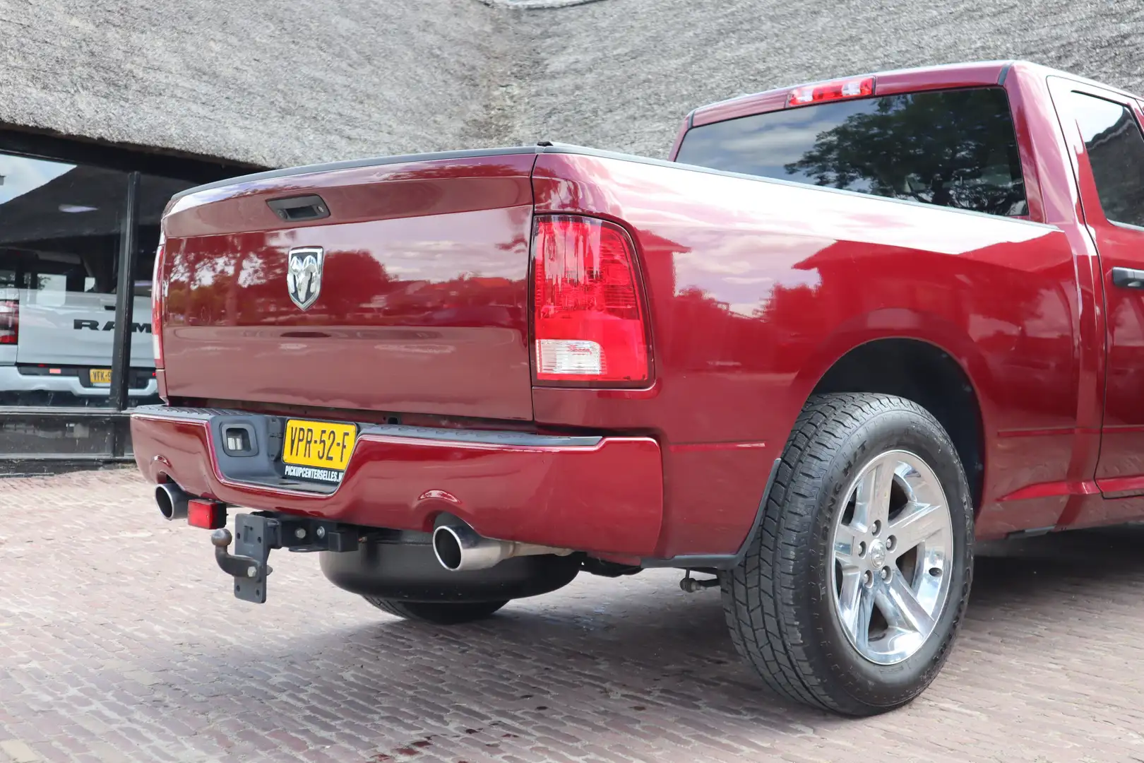 Dodge RAM 1500 5.7 V8 Quad Cab | 6 Zitplaatsen | LPG Onderbo Rot - 2