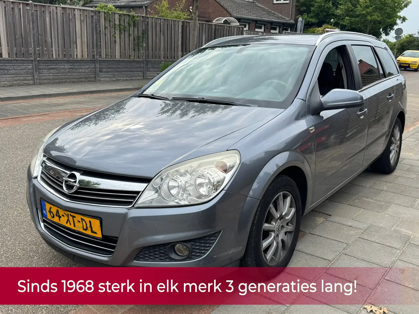 Opel Astra Wagon 1.6 Temptation 116PK! 1e eigenaar! NL AUTO N Grijs - 1