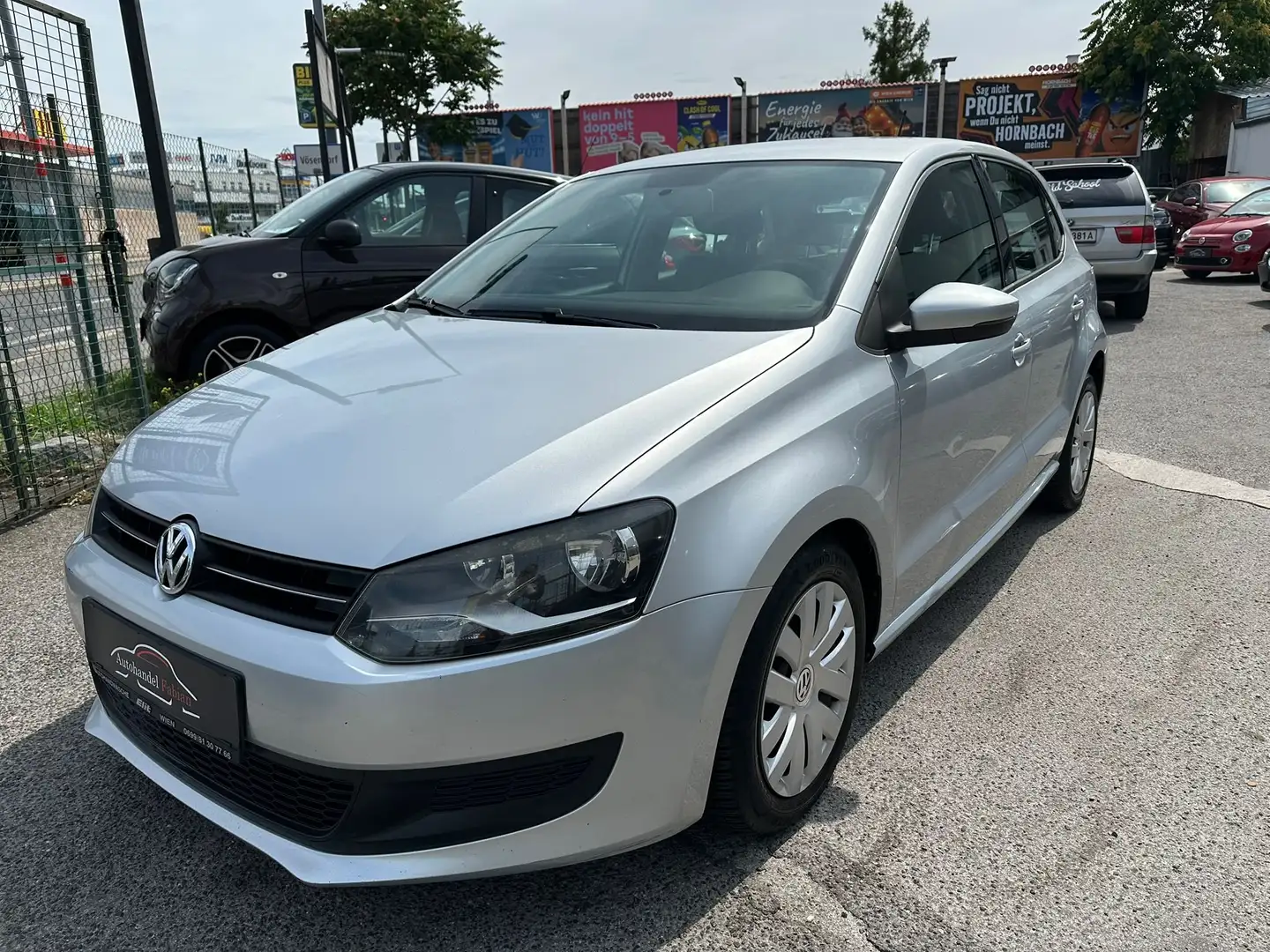Volkswagen Polo Comfortline 1,4 mit PICKERL 12/25 Parkhilfe Klima Plateado - 1