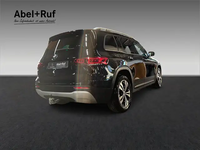 Mercedes-Benz GLB view 7