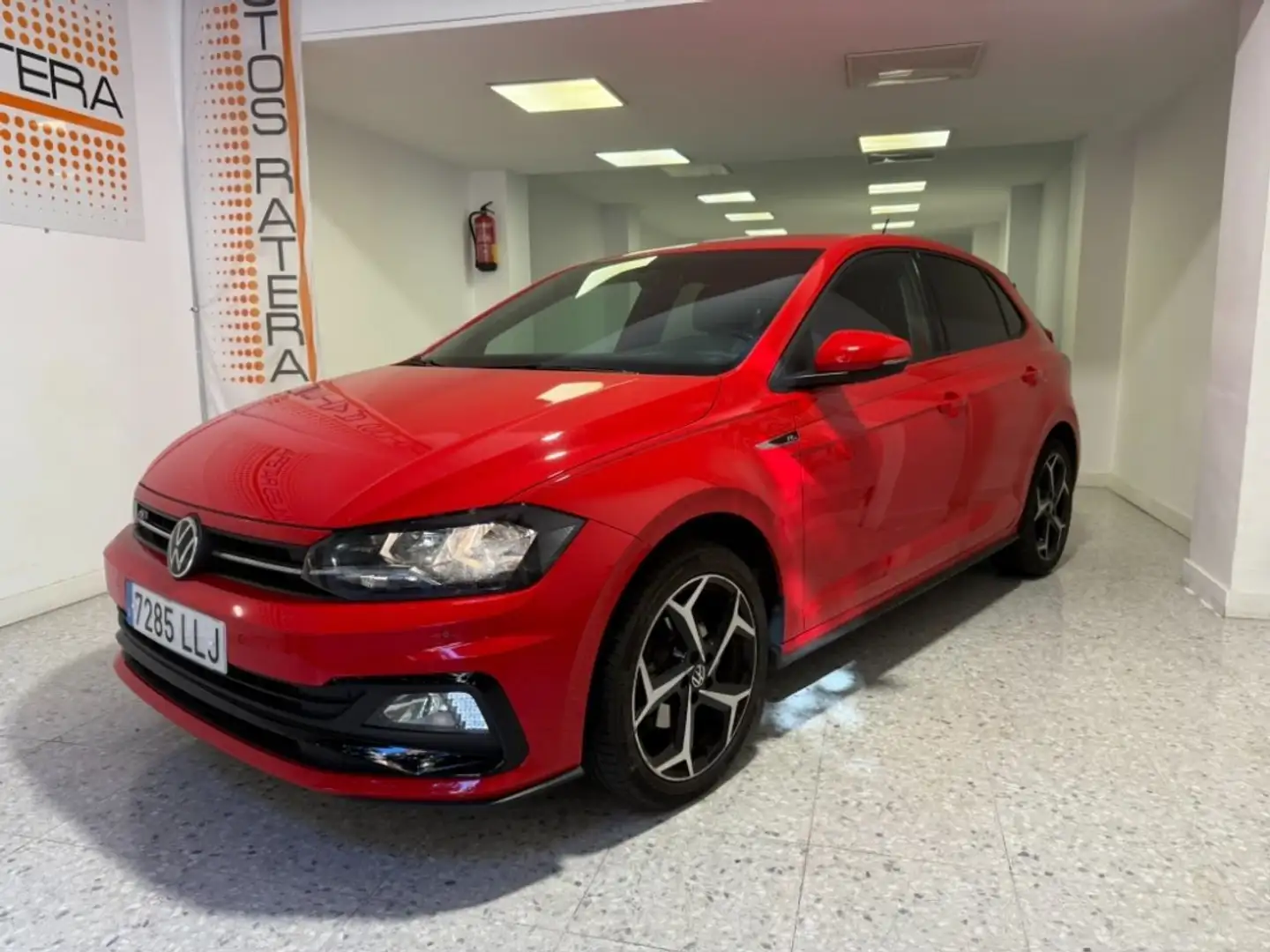 Volkswagen Polo R-Line Rouge - 2