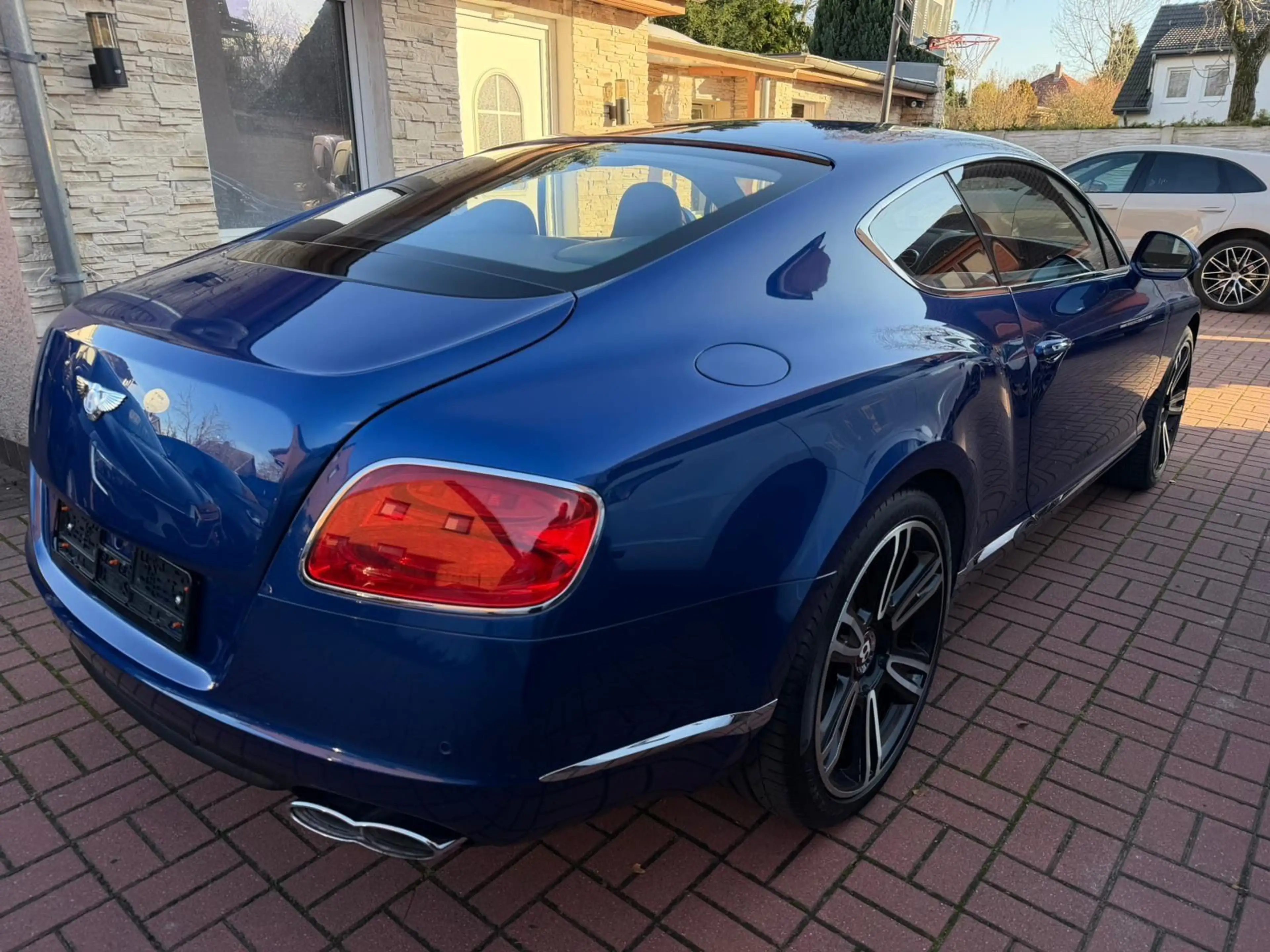 Bentley Continental GT 4.0 V8 4WD ERST 62TKM+VOLL — photo 4