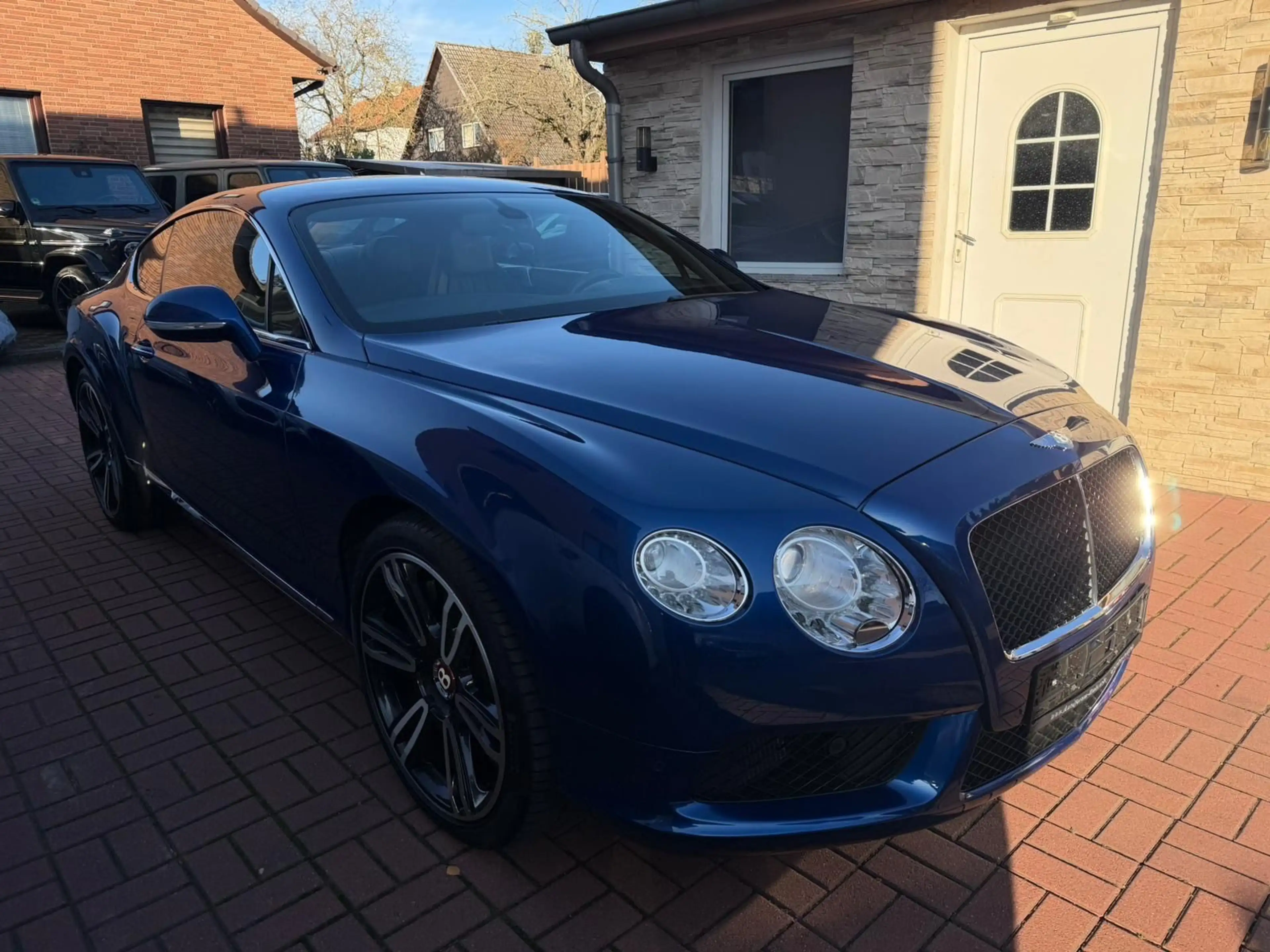 Bentley Continental GT 4.0 V8 4WD ERST 62TKM+VOLL — photo 3