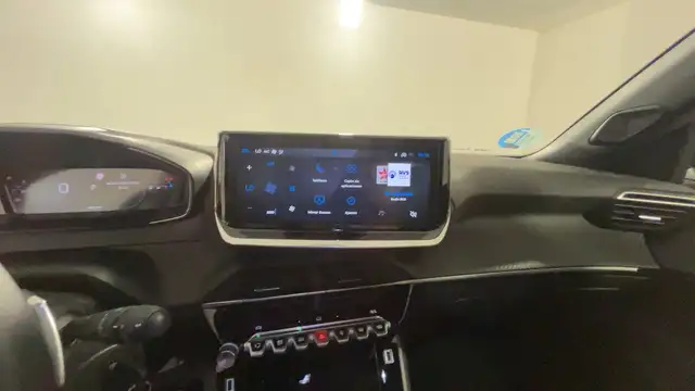 Peugeot 2008 view 15