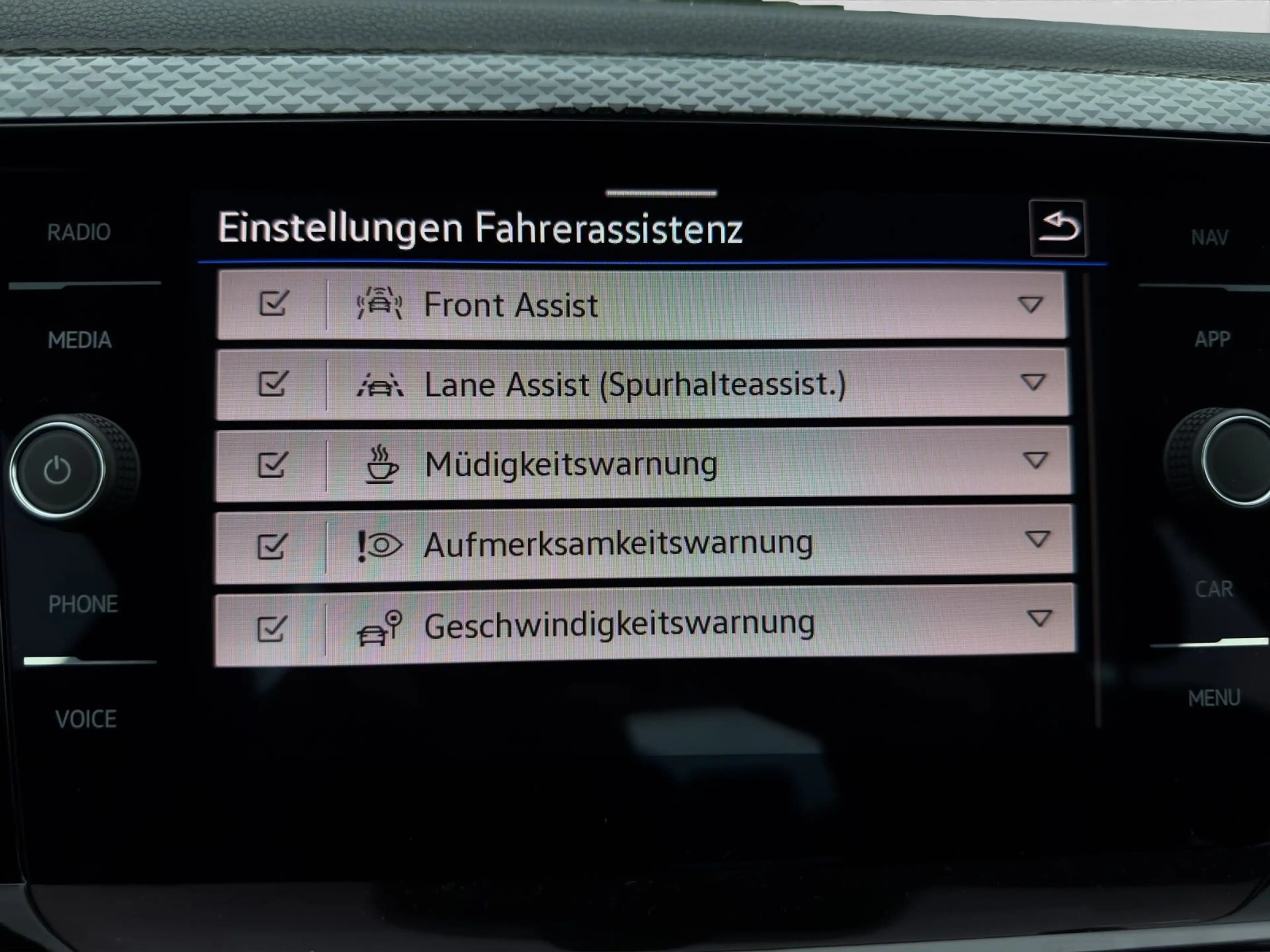 Volkswagen Taigo 1.0 TSI LIFE REAR VIEW NAVI SITZHZ KLIMA L — photo 14