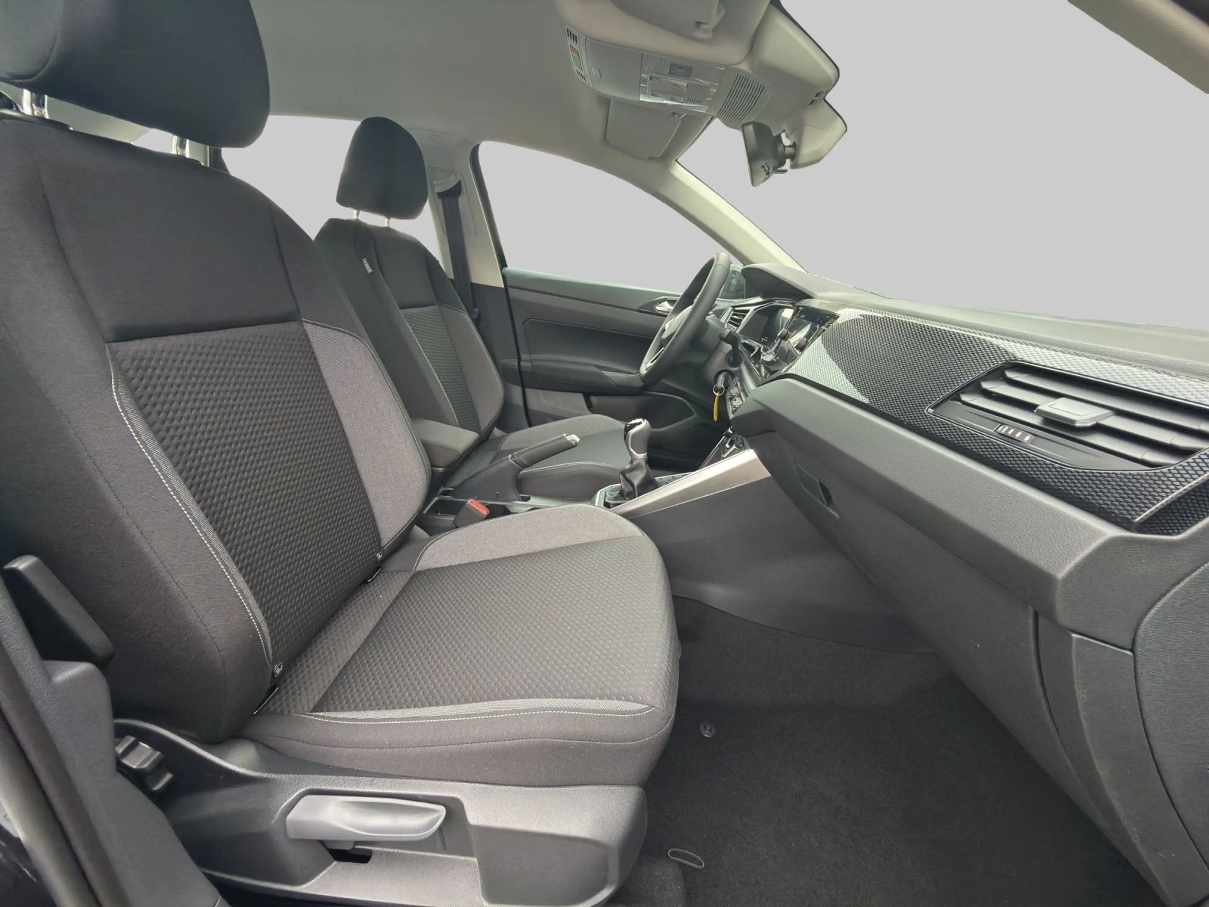 Volkswagen Taigo 1.0 TSI LIFE REAR VIEW NAVI SITZHZ KLIMA L — photo 4