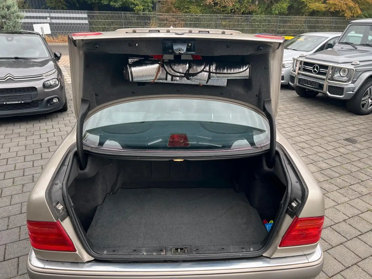 Mercedes-Benz E 230 ELEGANCE AUTOMATIK ORIGINAL ZUSTAND, foto 10