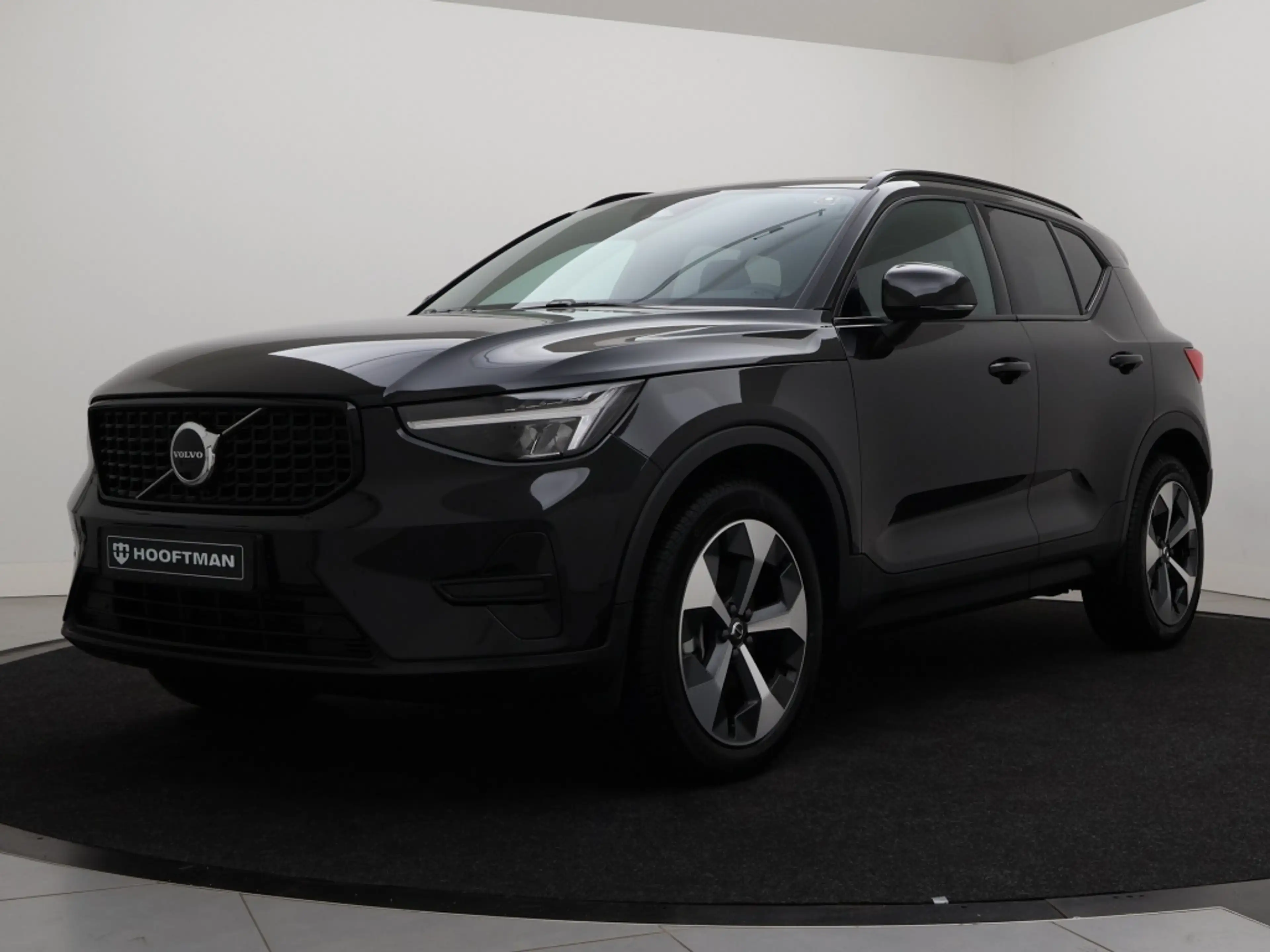 Volvo XC40 B4 AUT(7) PLUS DARK 19INCH SCHUIFDAK HARMAN KARDON — photo 2