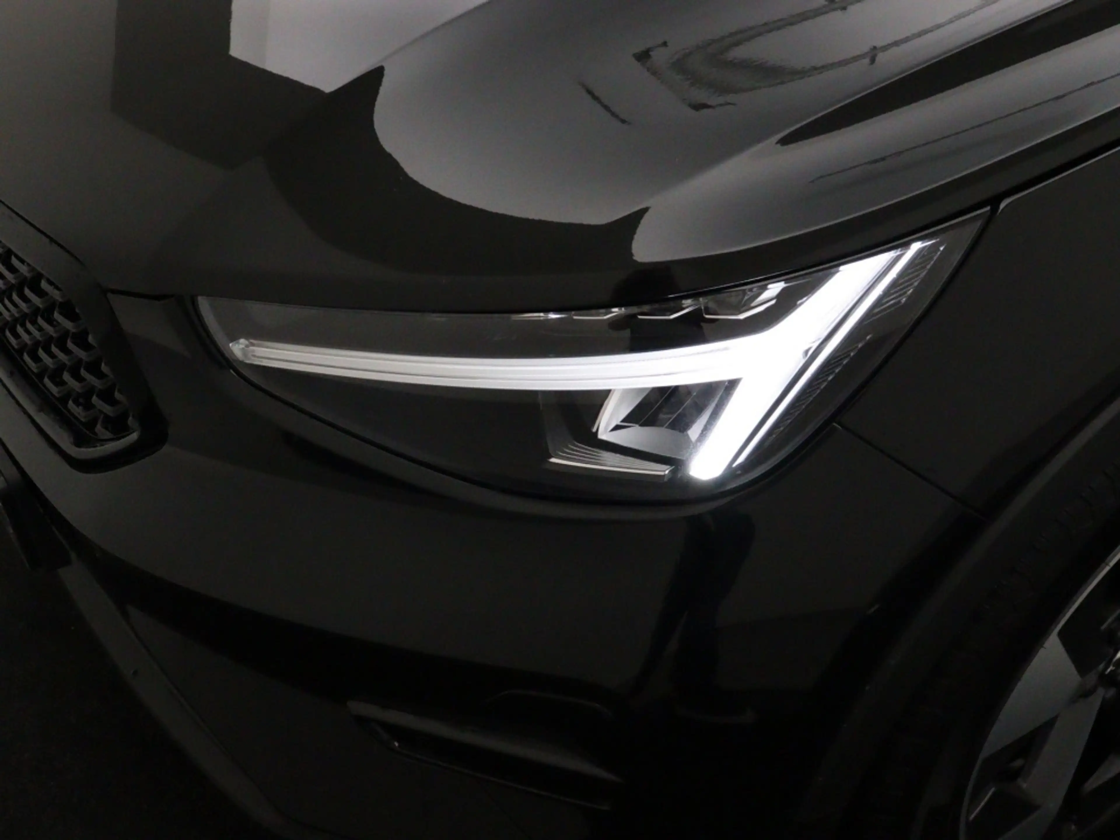 Volvo XC40 B4 AUT(7) PLUS DARK 19INCH SCHUIFDAK HARMAN KARDON — photo 8