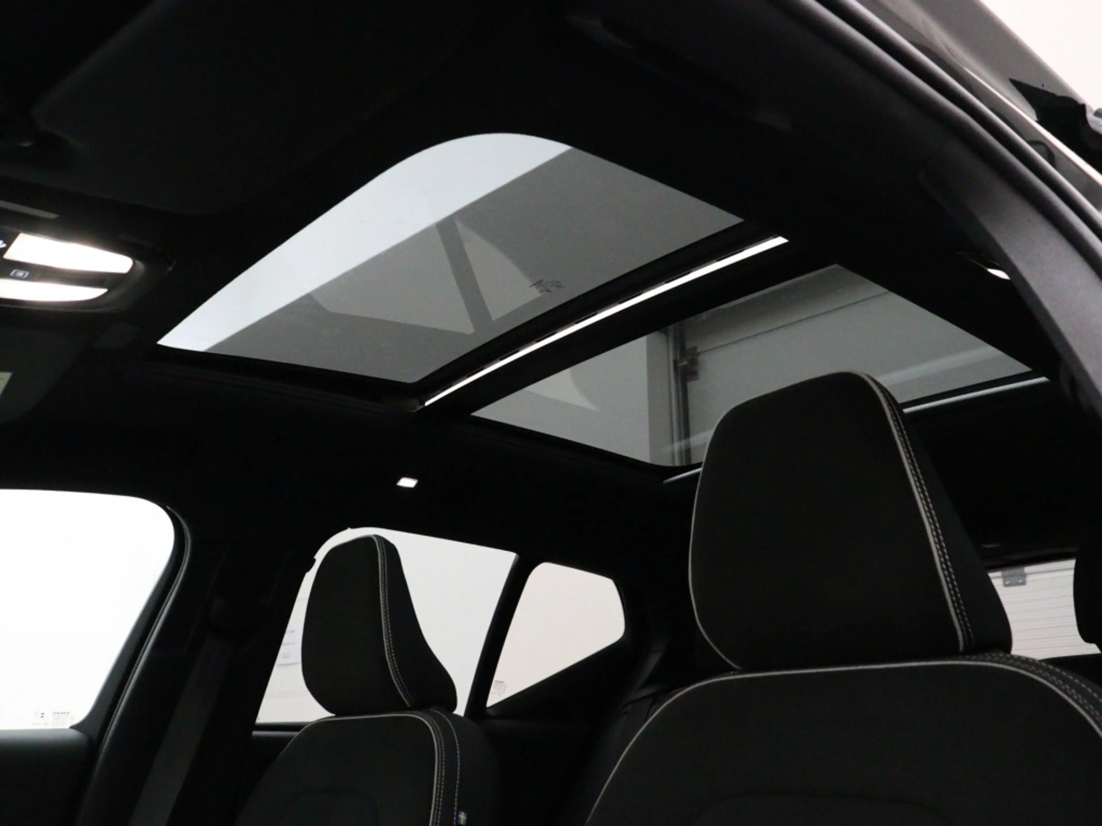 Volvo XC40 B4 AUT(7) PLUS DARK 19INCH SCHUIFDAK HARMAN KARDON — photo 14