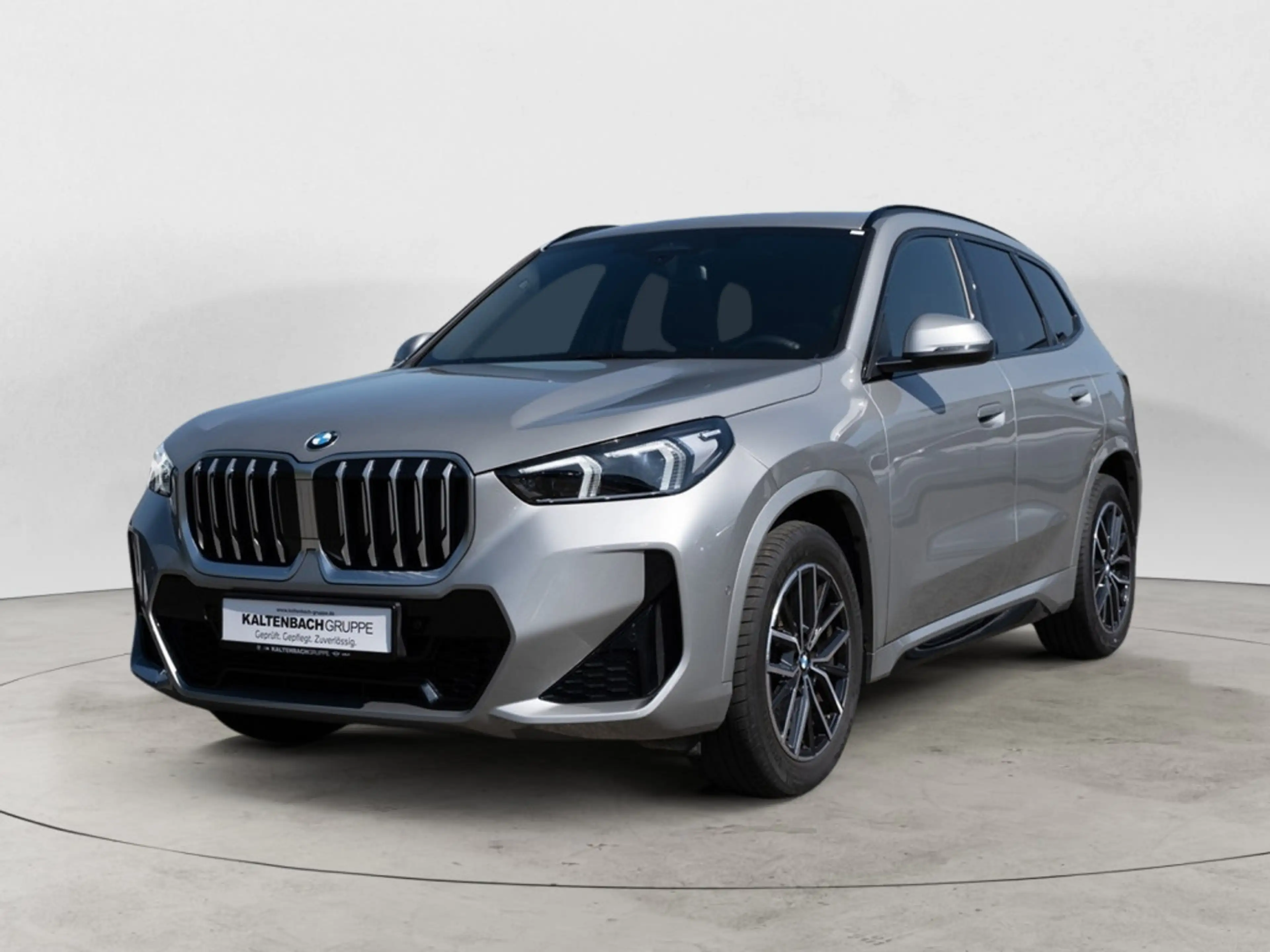 BMW X1 sDrive 18i M-Sport AHK LED NAVI KAMERA SHZ — photo 2