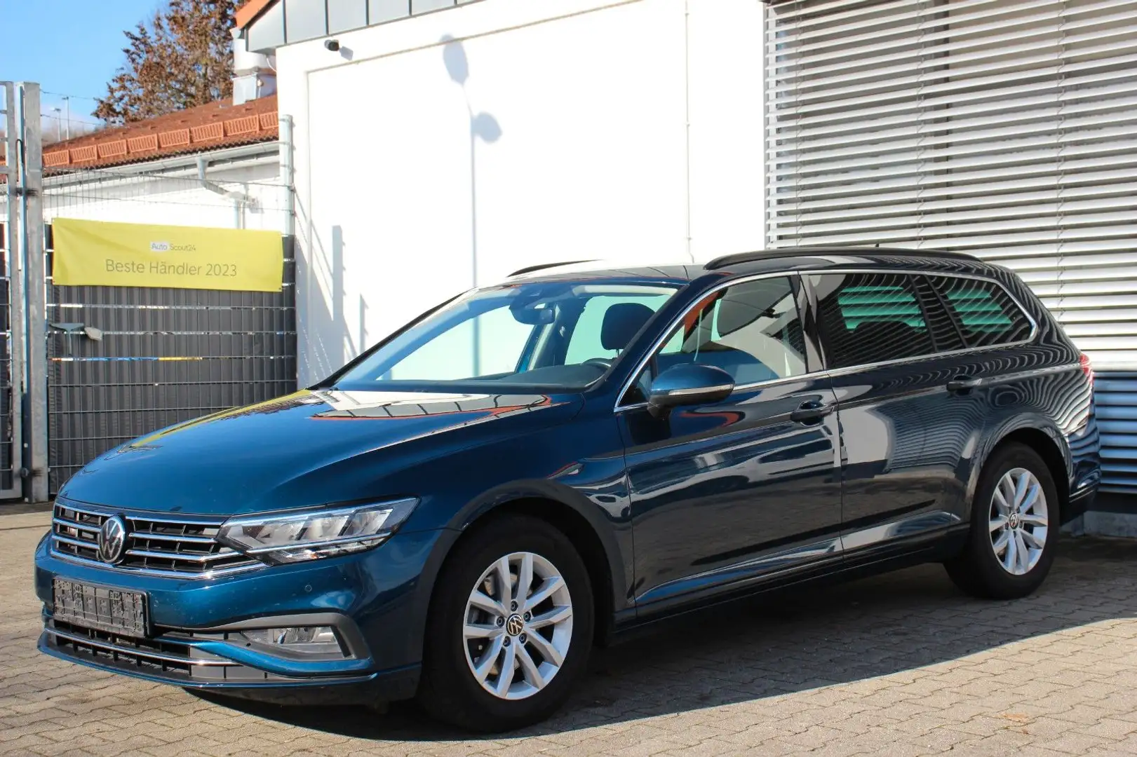 Volkswagen Passat Variant Passat Var. 2.0TDI DSG # LED # Navi # Alu # ACC Blau - 1