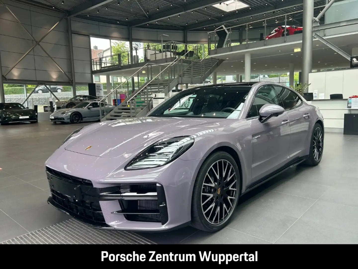Porsche Panamera 4 E-Hybrid Head-Up SportDesign 21-Zoll Mauve - 1
