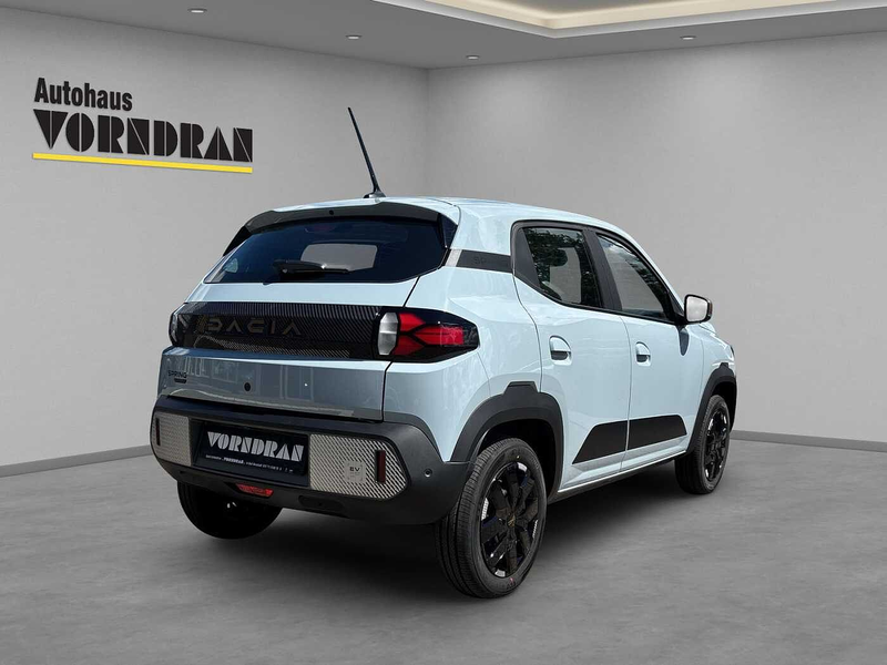 Dacia Spring Extreme 100 EPH vo+hi+Kamera  CCS Schuko Navi — photo 6