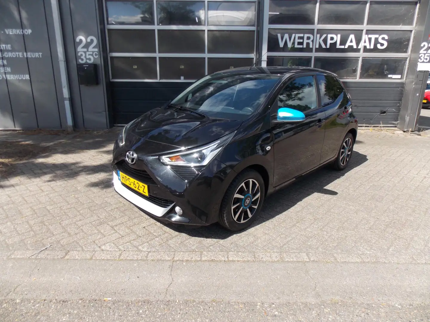 Toyota Aygo 1.0 VVT-i x-first Automaat Airco Camera Elek Pakke Noir - 2