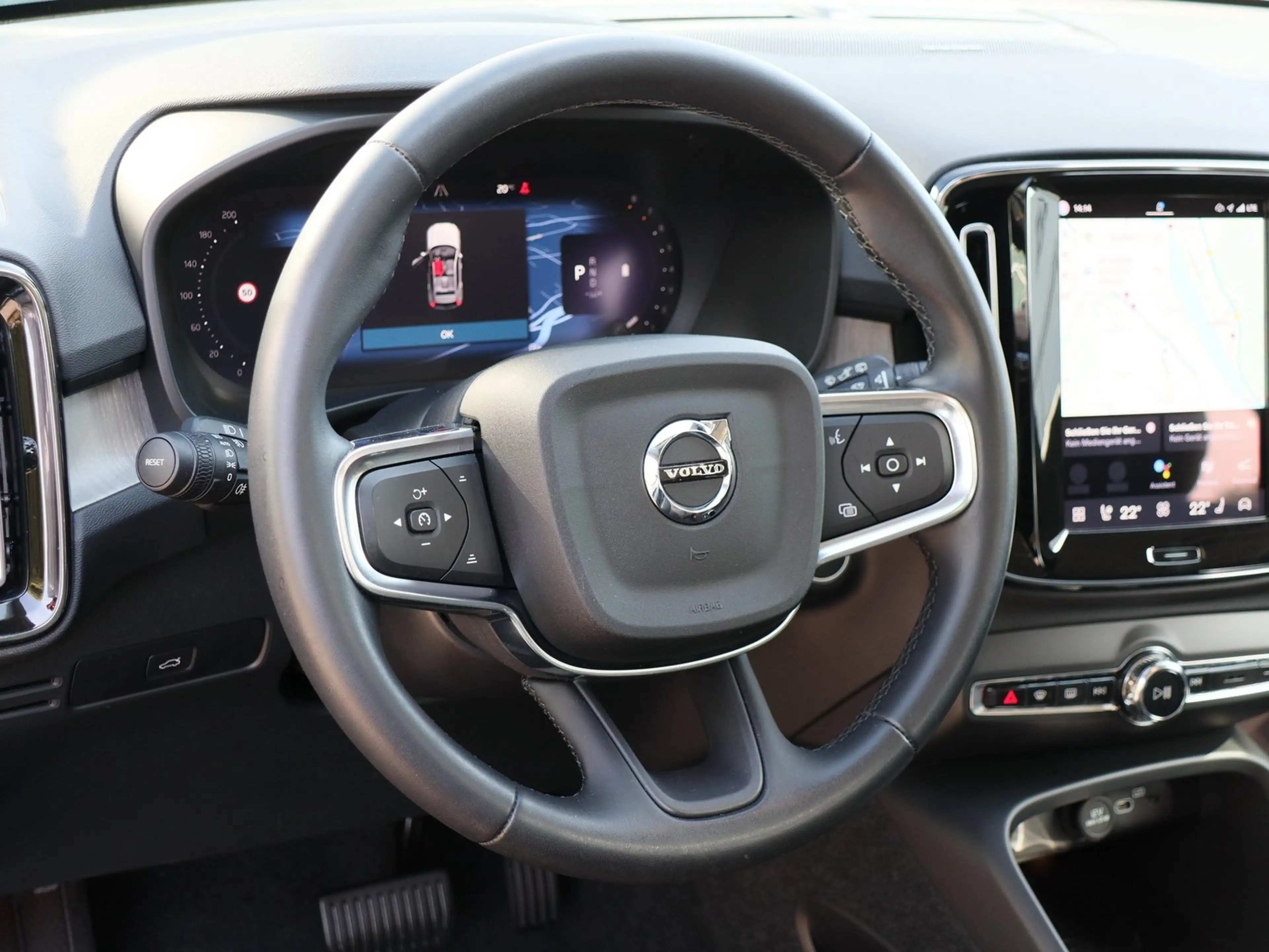 Volvo XC40 B4 Ultimate Bright Aut. Navi*PDC*LED — photo 7