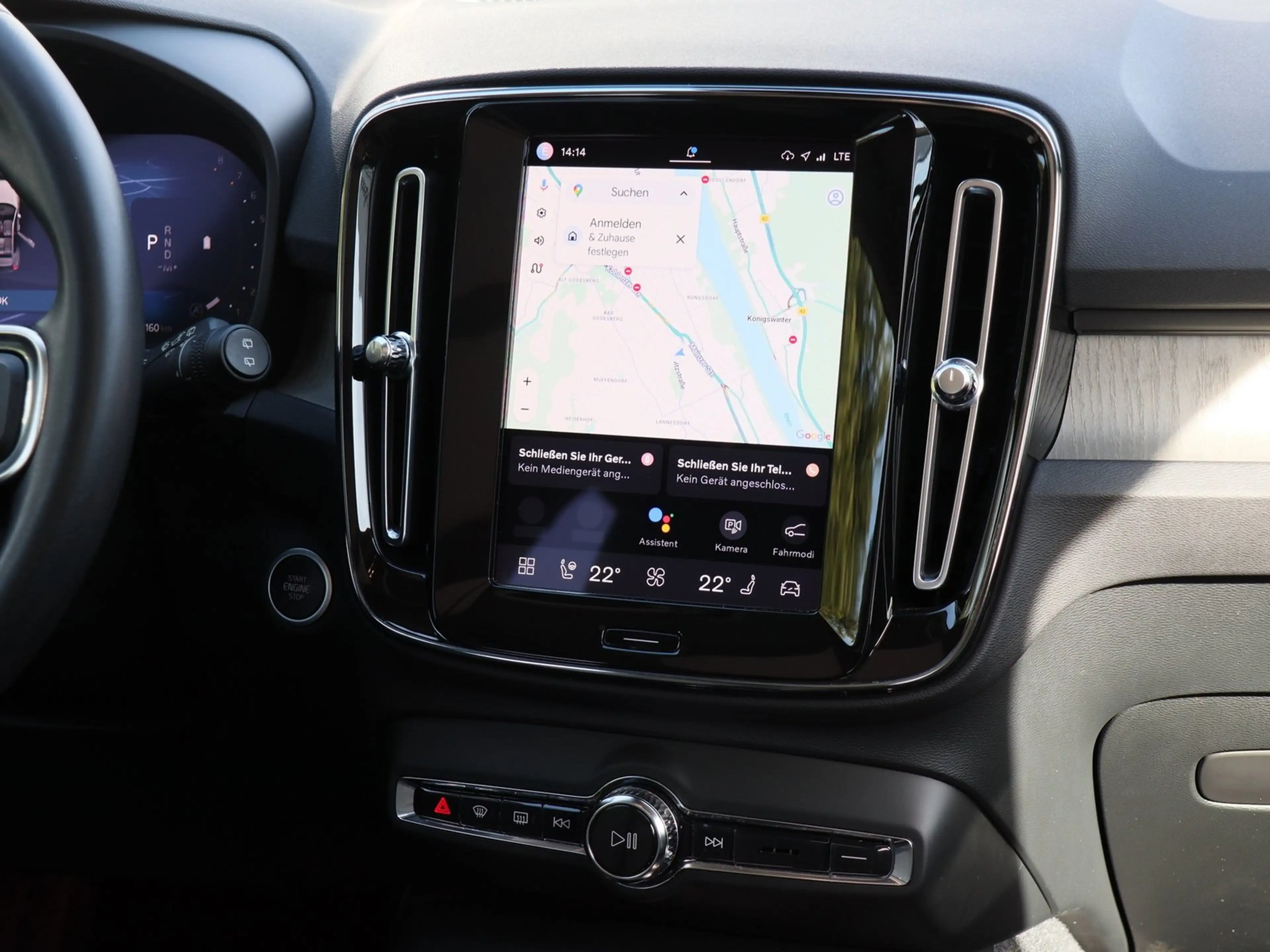 Volvo XC40 B4 Ultimate Bright Aut. Navi*PDC*LED — photo 6