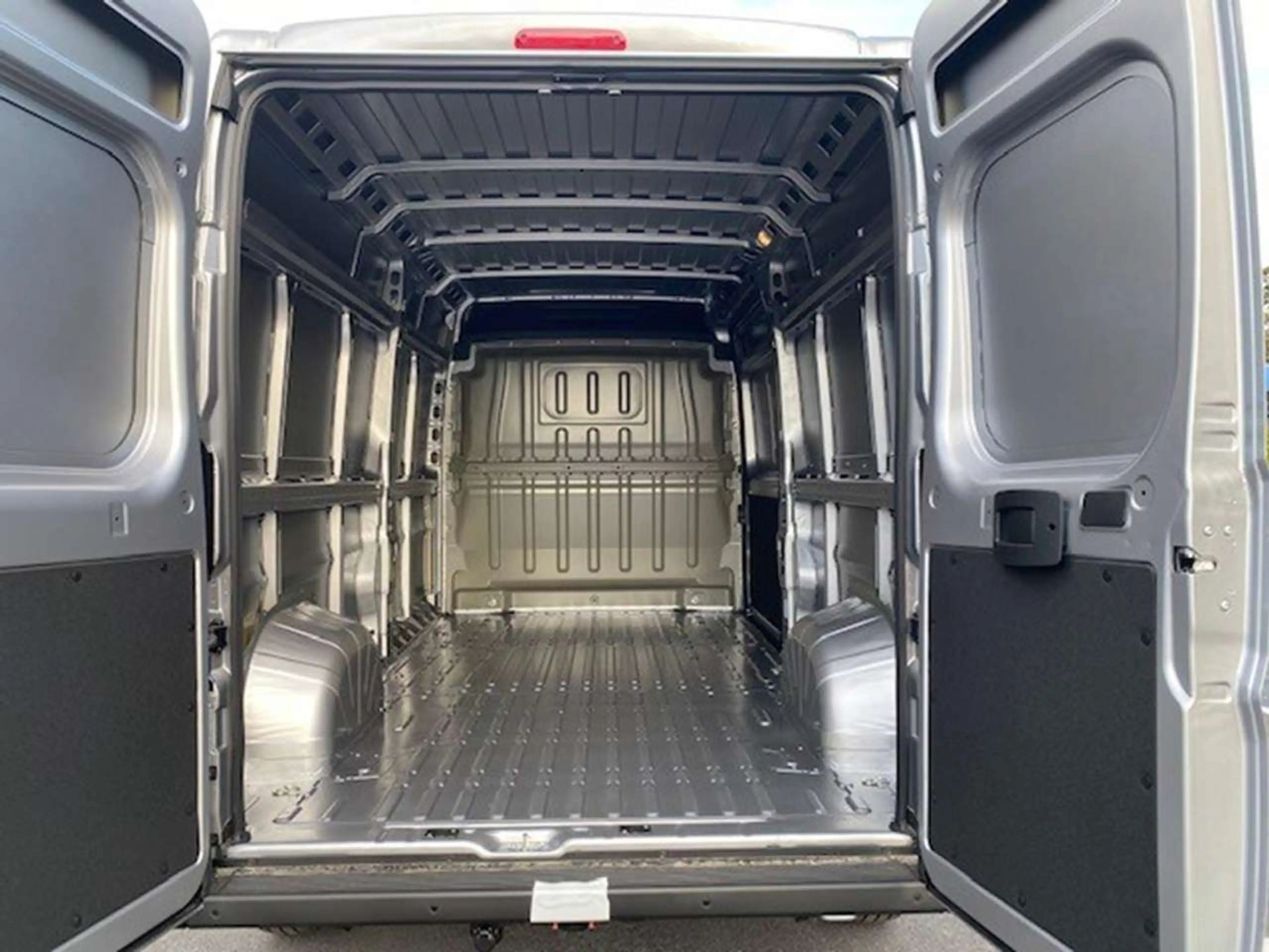 Peugeot Boxer L3H2 180PK Automaat - *0KM* 360° Sensoren - LED... — photo 13