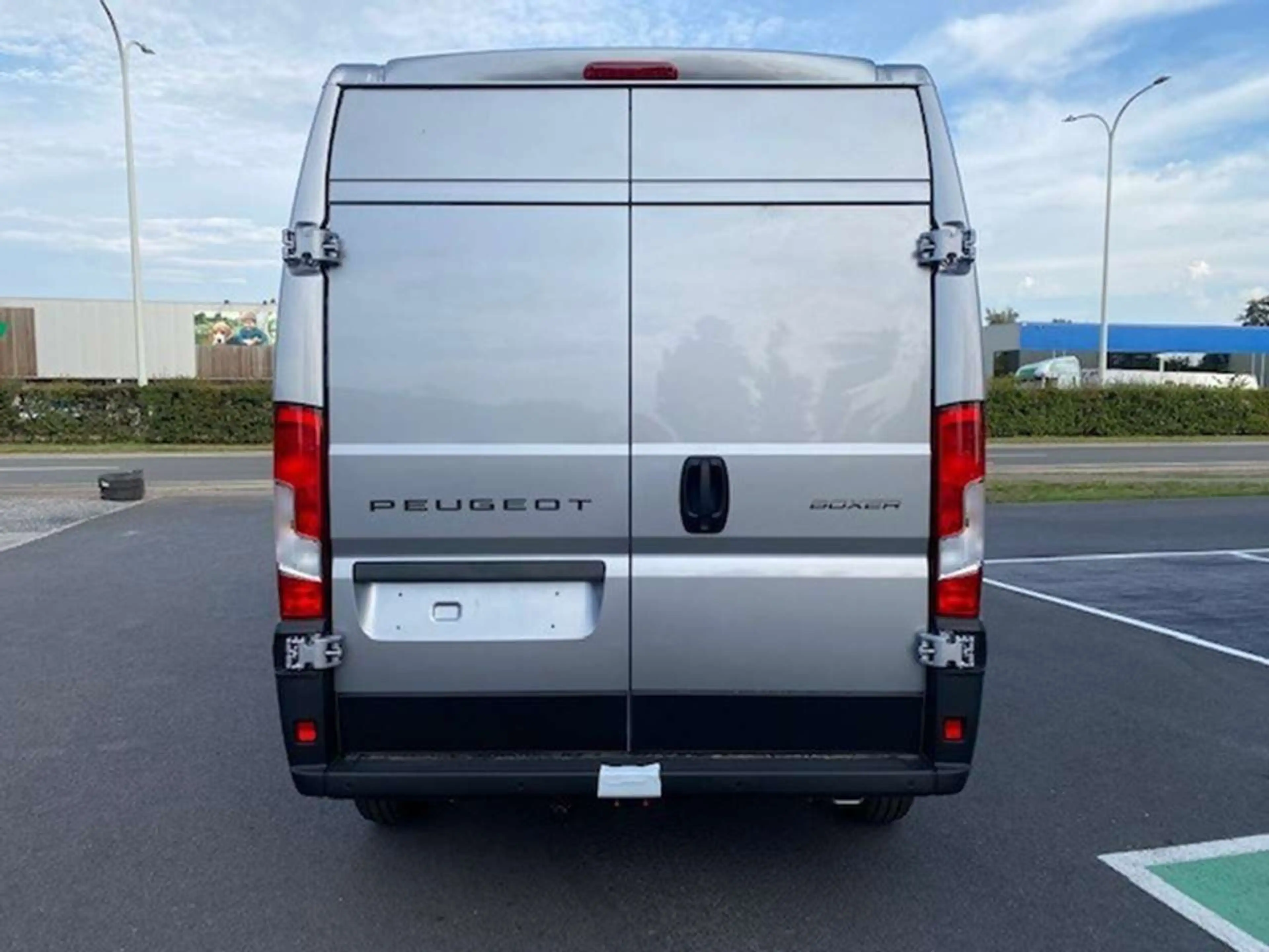 Peugeot Boxer L3H2 180PK Automaat - *0KM* 360° Sensoren - LED... — photo 4