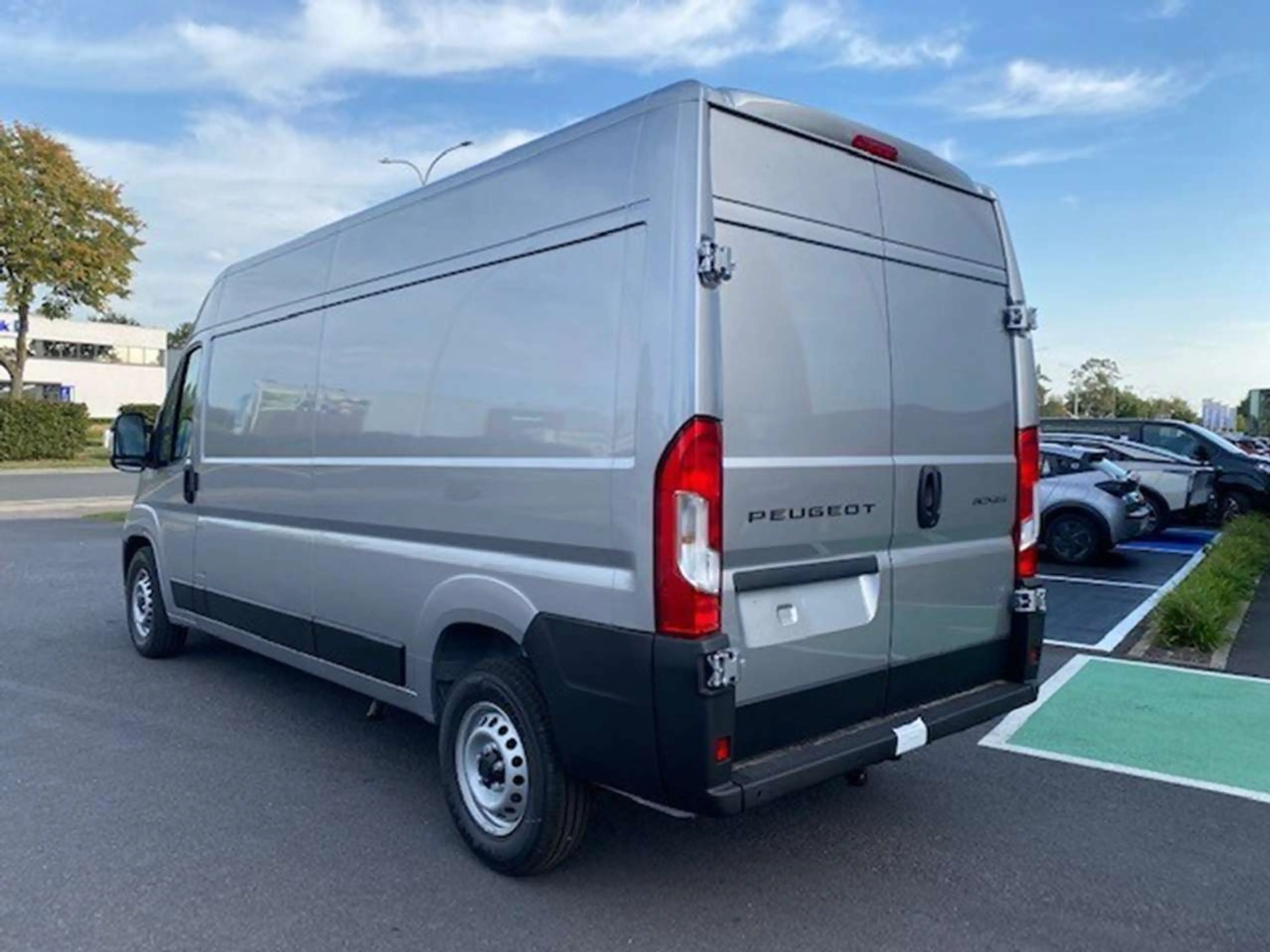Peugeot Boxer L3H2 180PK Automaat - *0KM* 360° Sensoren - LED... — photo 3