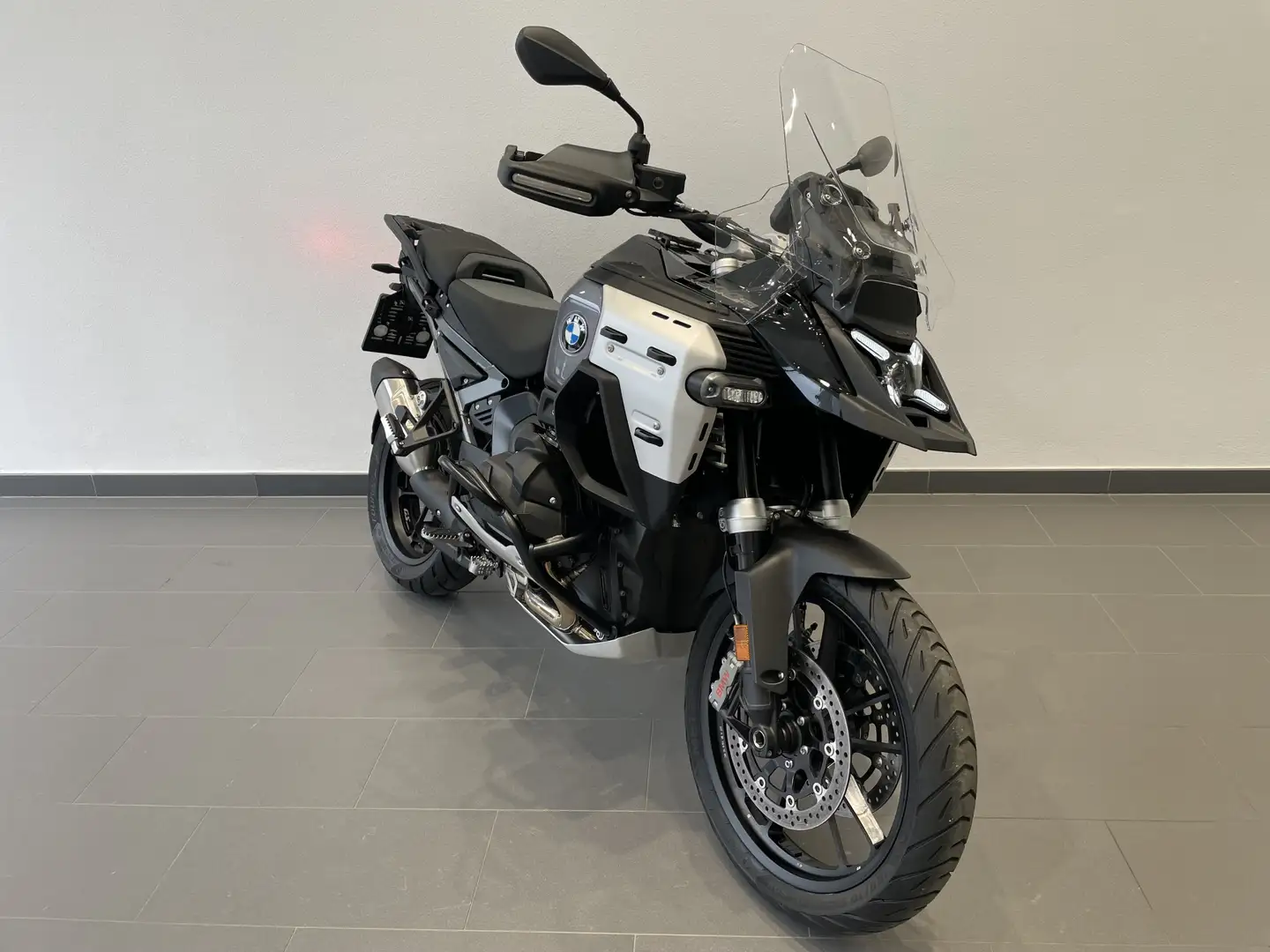 BMW R 1300 GS Adventure Schwarz - 1