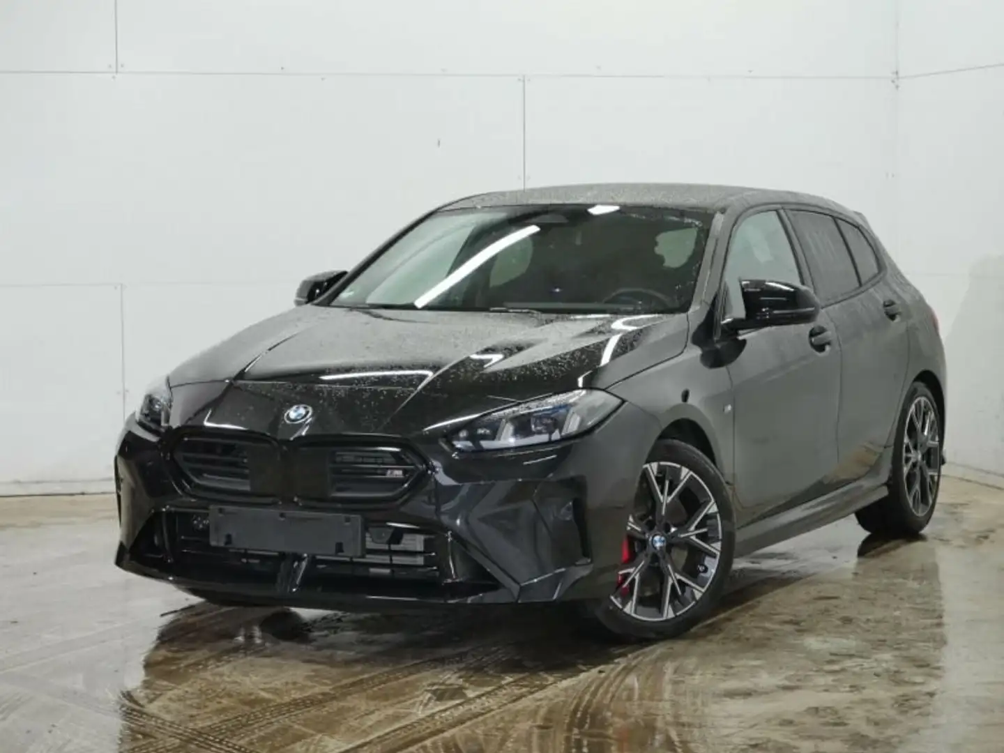 BMW 135 M xDr. M Sport Pro Widescreen LED H&K DAB Noir - 1