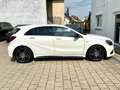 Mercedes-Benz A 180 *AMG*NIGHT-P*LED*TEMP*NAVI*KLIMA*SHZ*PDC** Blanc - thumbnail 4