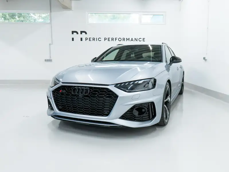 AUDI Rs4