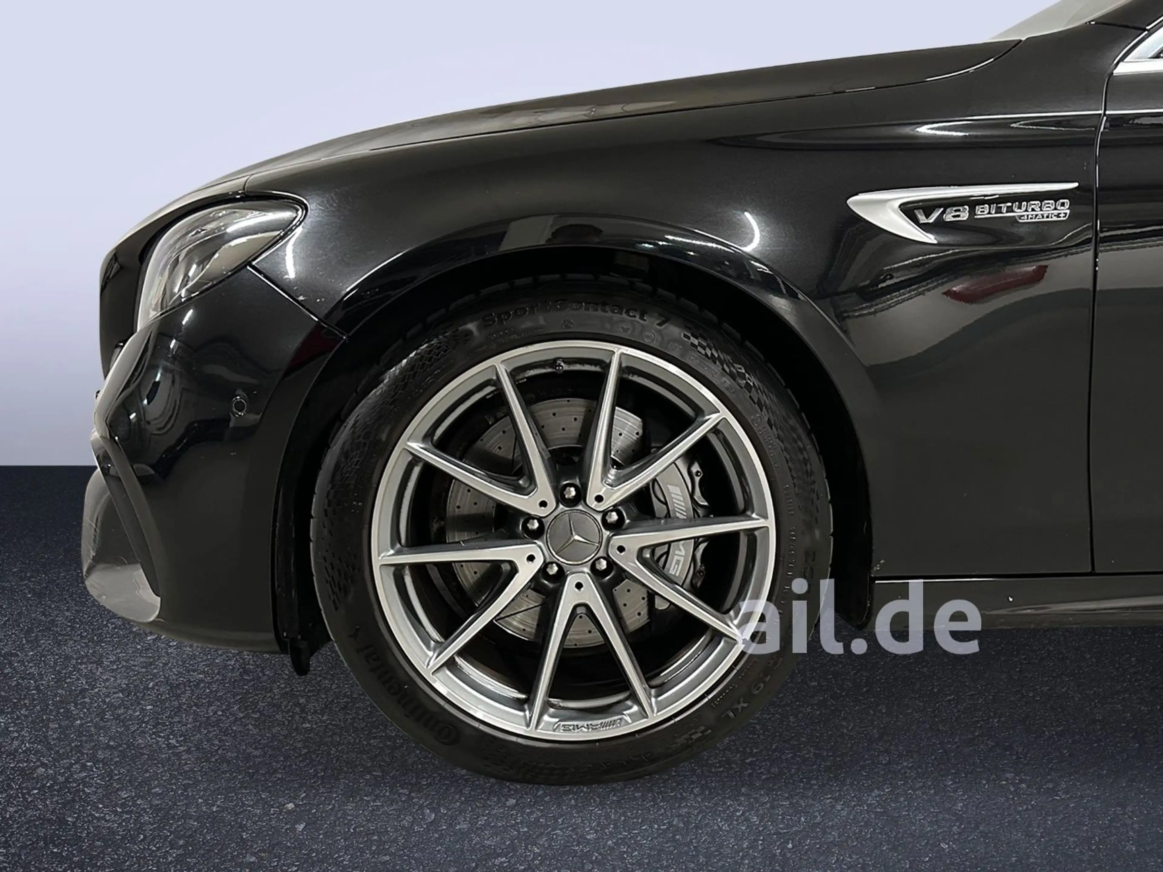 Mercedes-Benz E 63 AMG 4Matic+ LED  Navi Pano 360 Kam. LM — photo 8