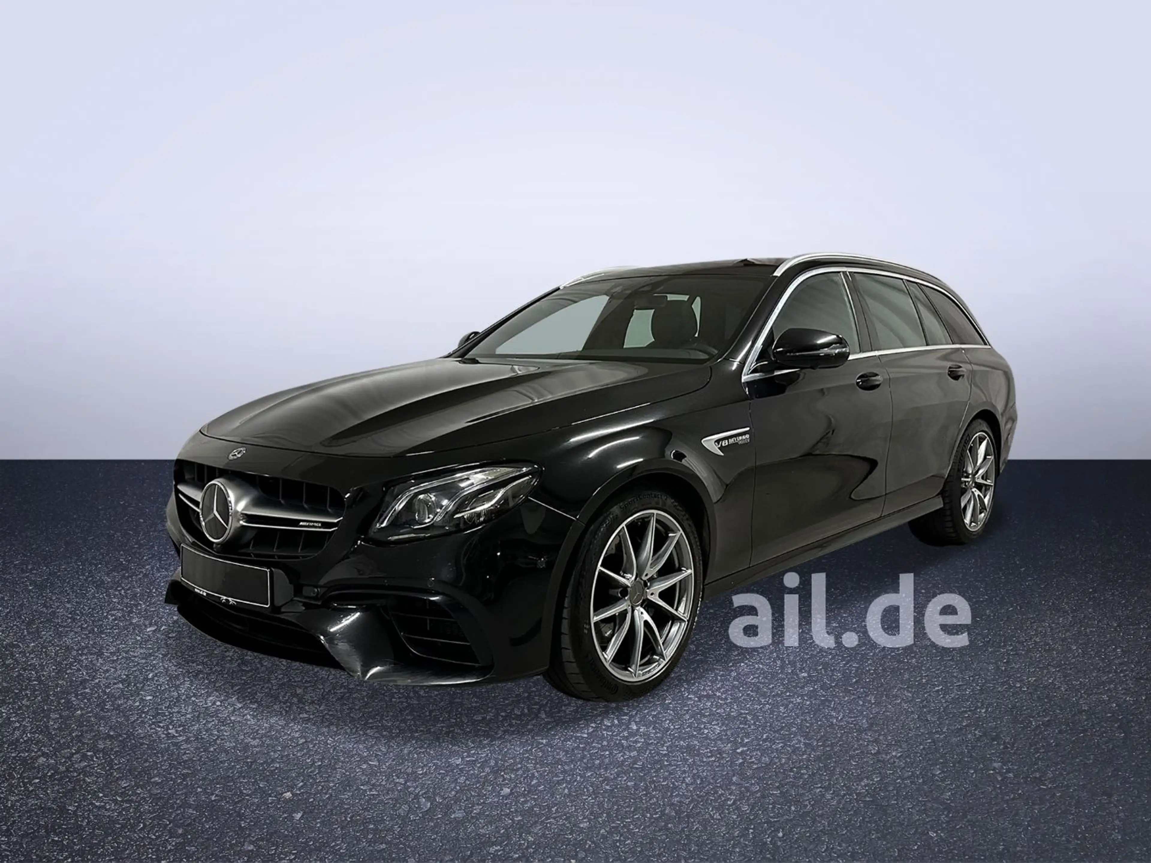 Mercedes-Benz E 63 AMG 4Matic+ LED Navi Pano 360 Kam. LM