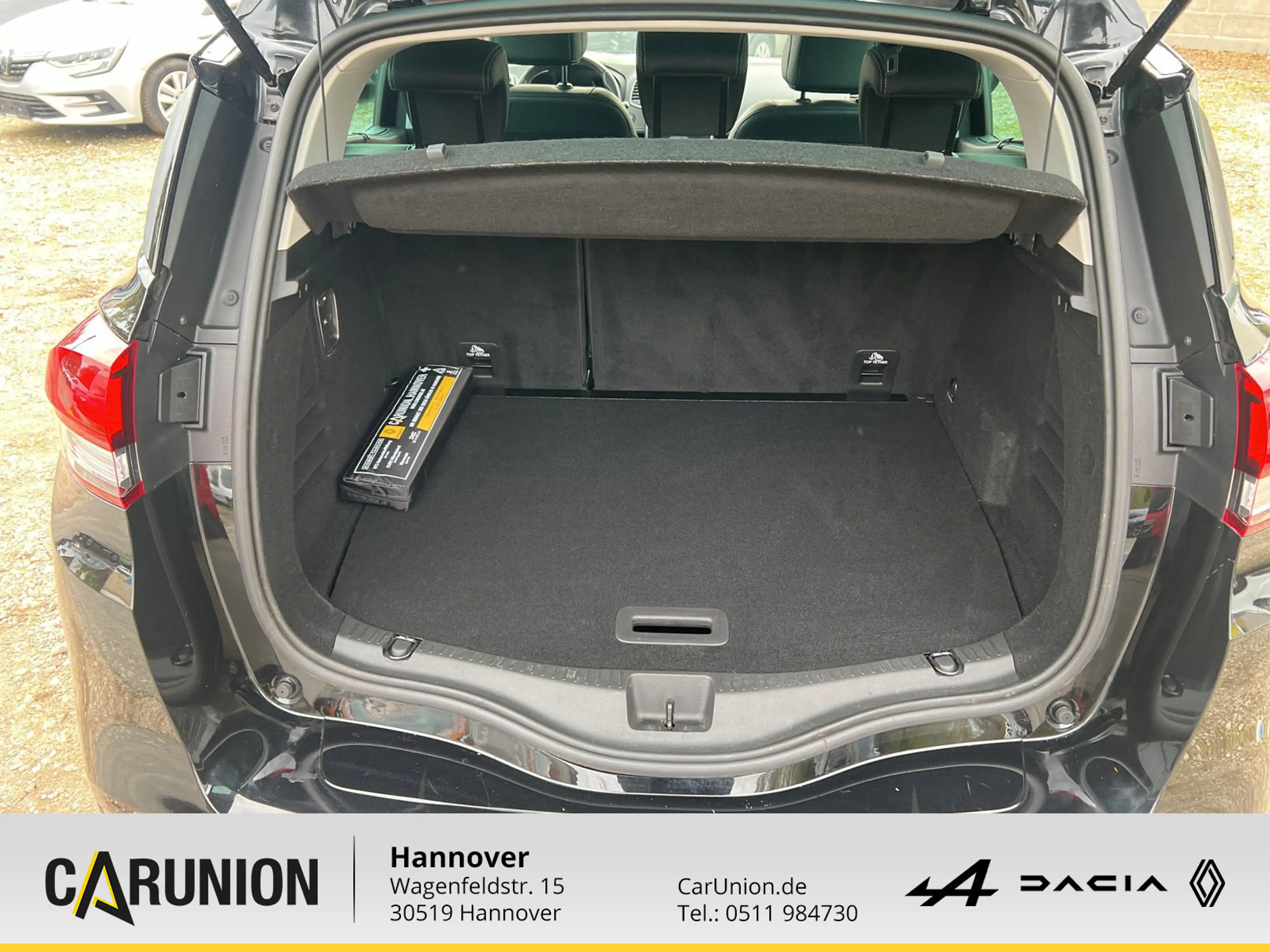 Renault Scenic INTENS TCe 140 GPF — photo 12