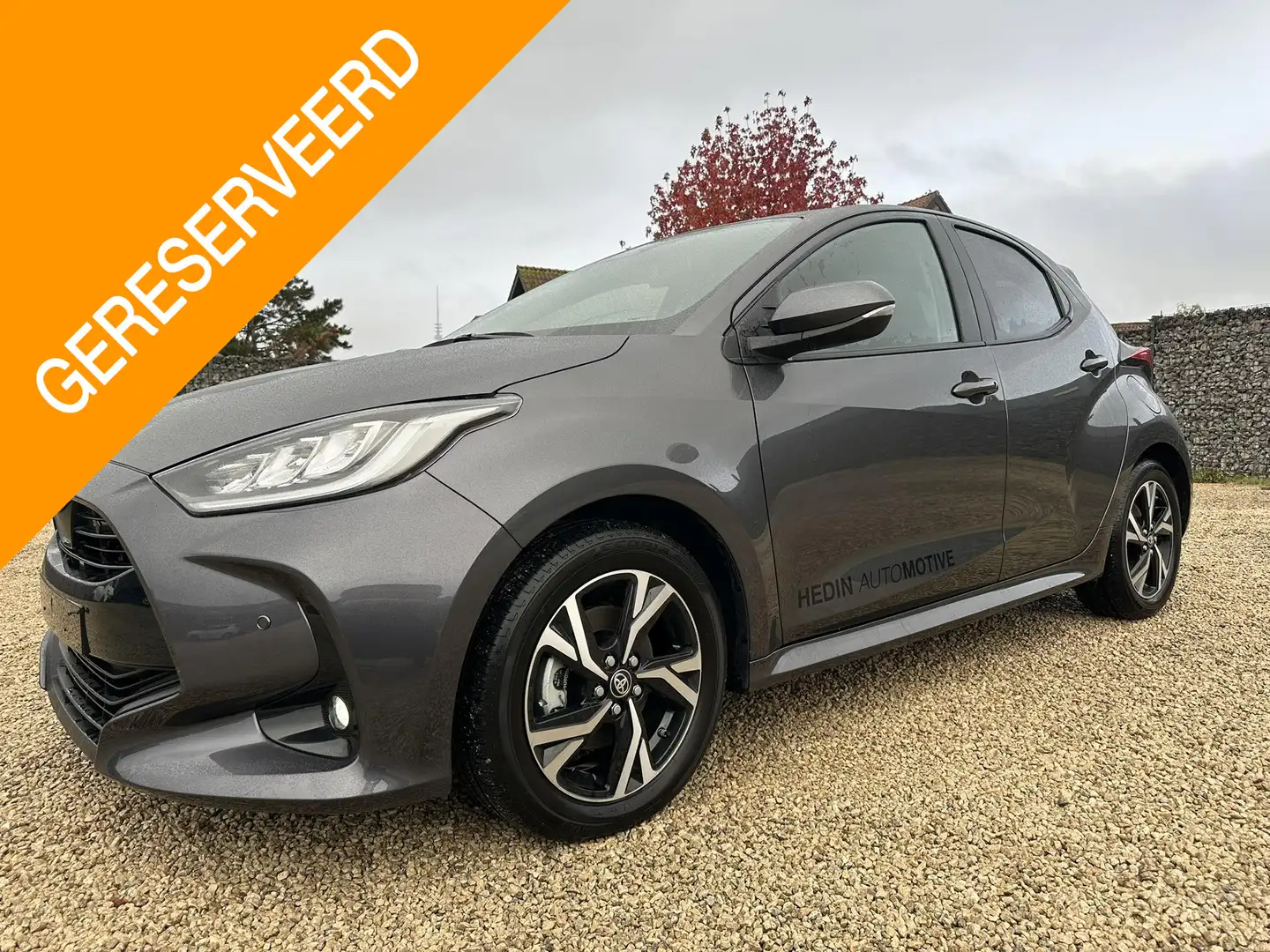 Toyota Yaris 1.5 VVT-i Hybrid 85kW Iconic e-CVT - 1