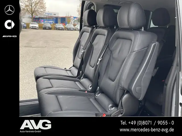 Mercedes-Benz 250 view 7