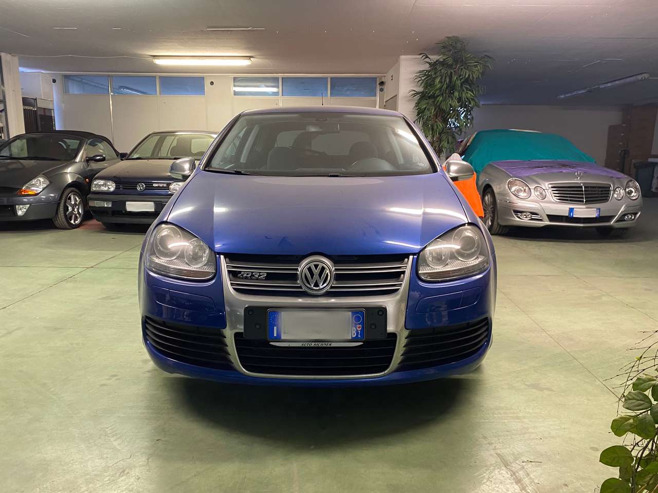 Volkswagen Golf 5 R32