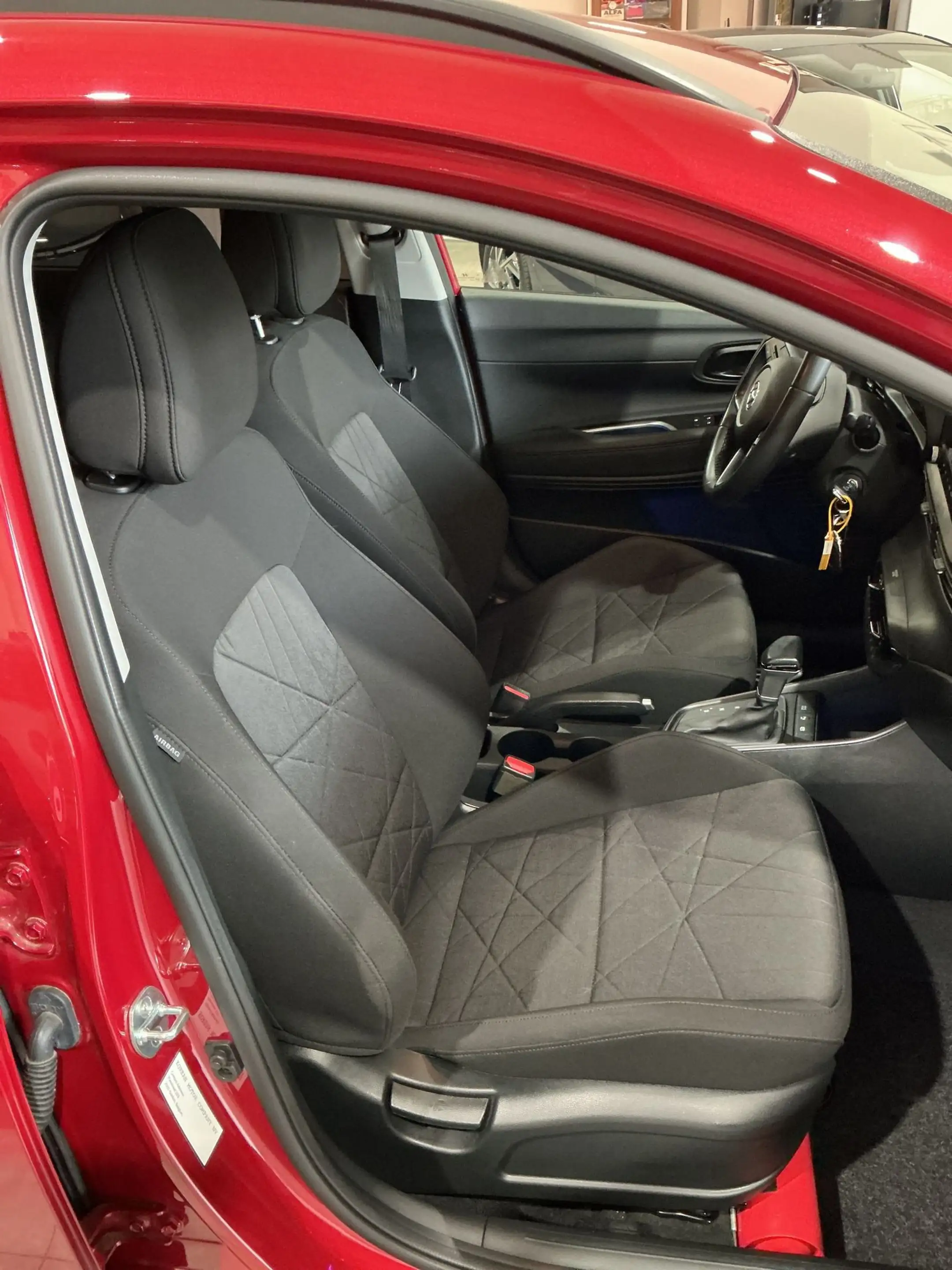 Hyundai BAYON T-GDi 48V Techno 7DCT — photo 11
