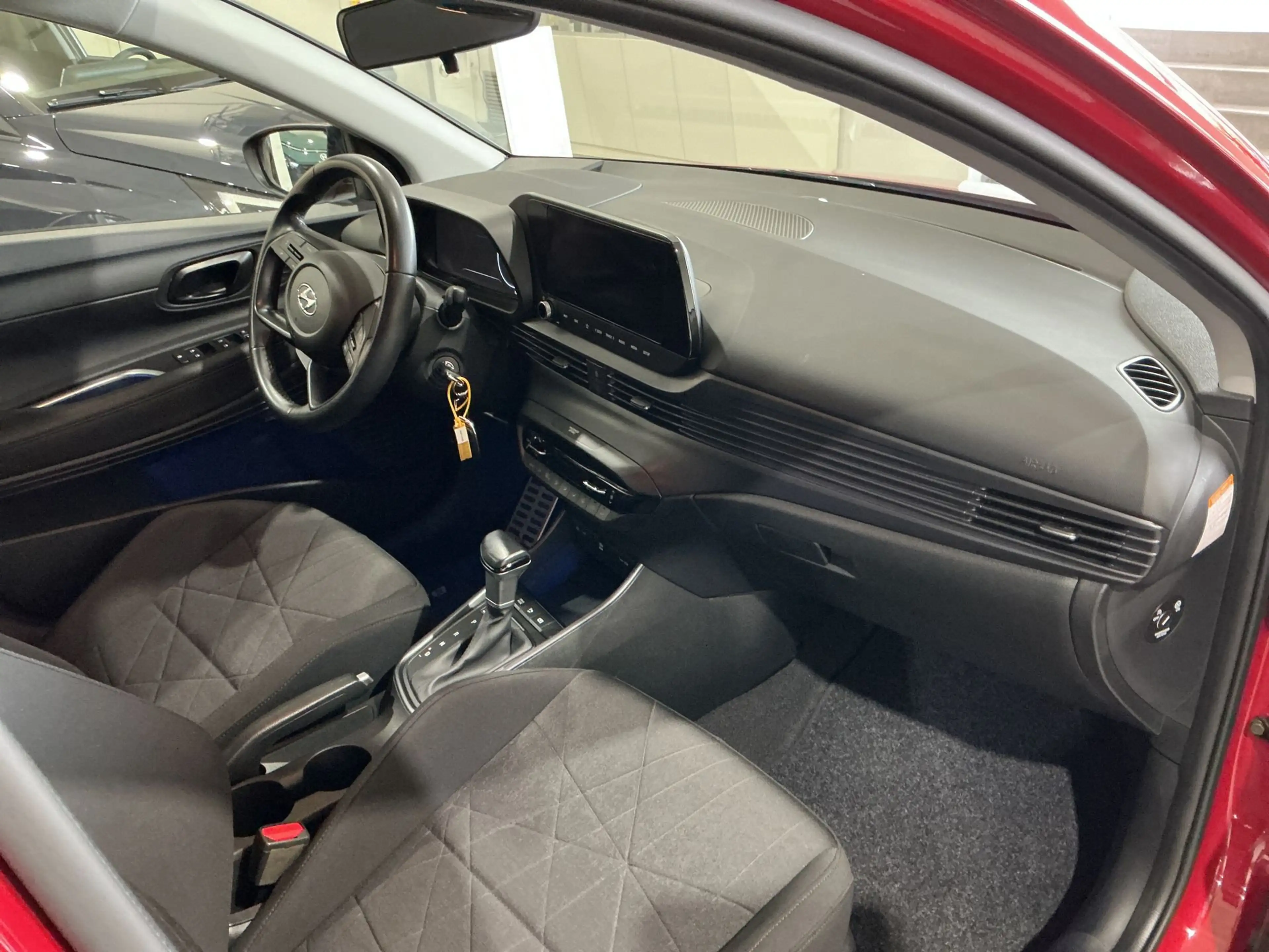 Hyundai BAYON T-GDi 48V Techno 7DCT — photo 13