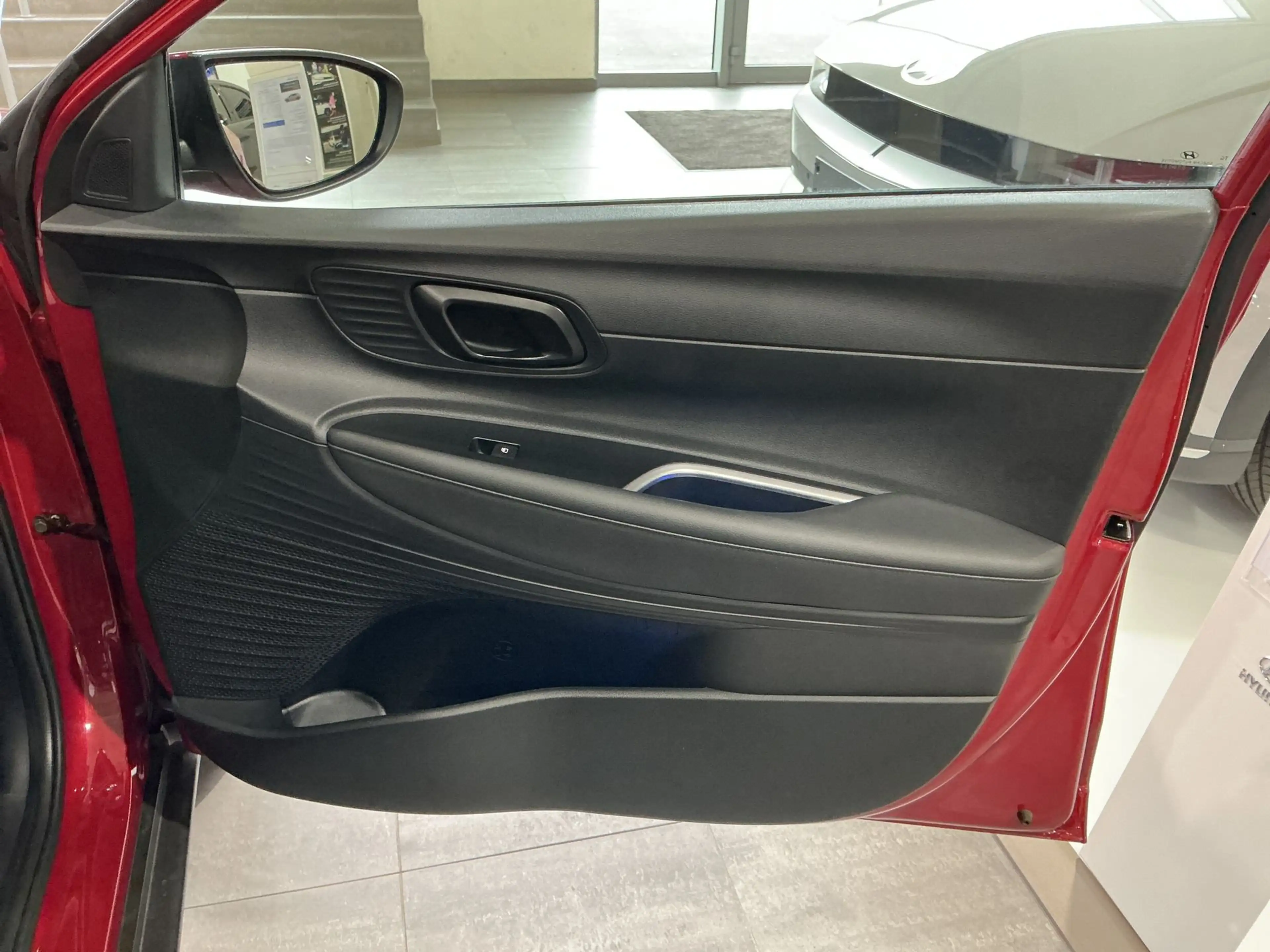 Hyundai BAYON T-GDi 48V Techno 7DCT — photo 12