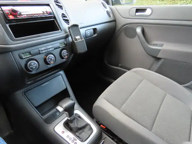 Volkswagen Golf Plus view 16