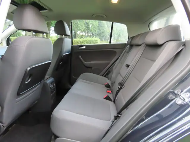 Volkswagen Golf Plus view 10