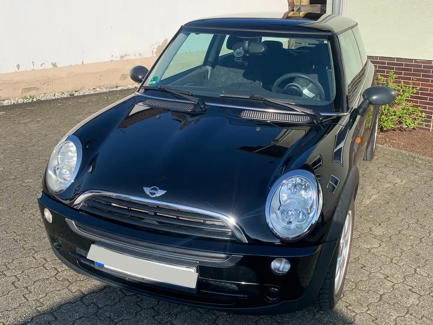 MINI One Mini One Aut. Schwarz - 1