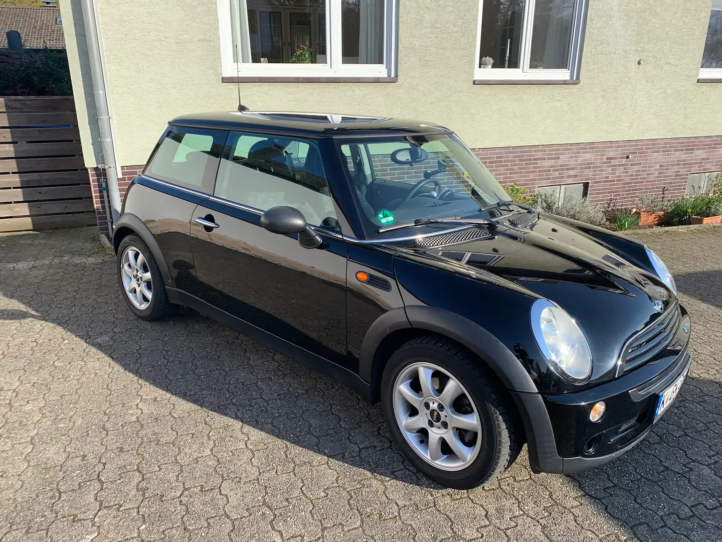 MINI One Mini One Aut. Schwarz - 2