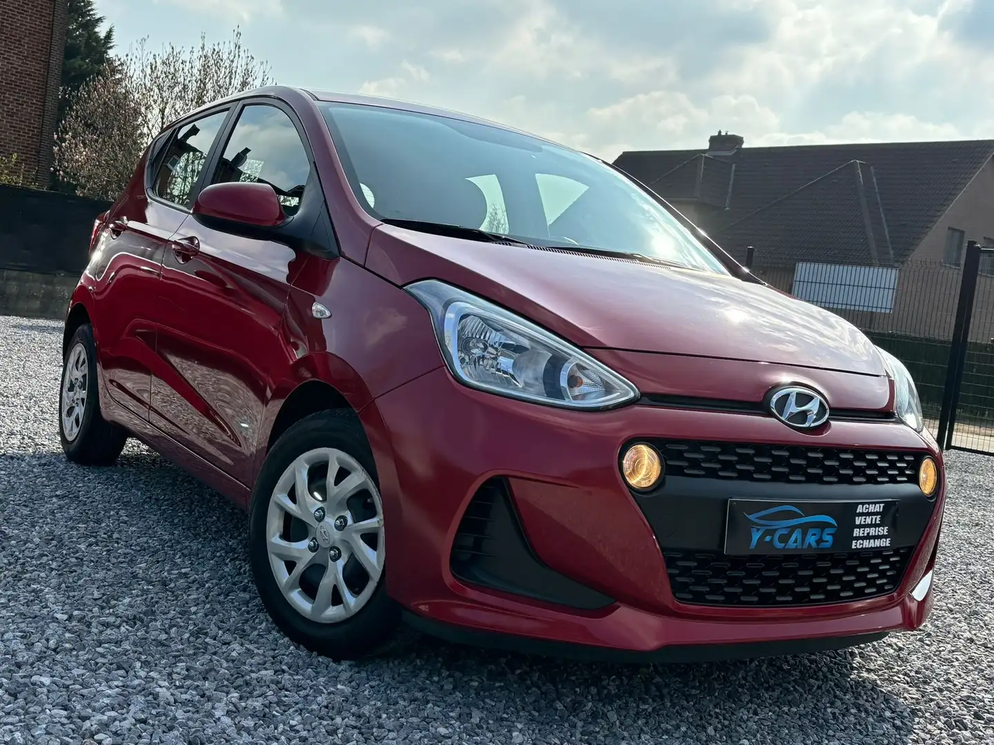 Hyundai i10 1.0i 12MOIS GARANTIE Rood - 1