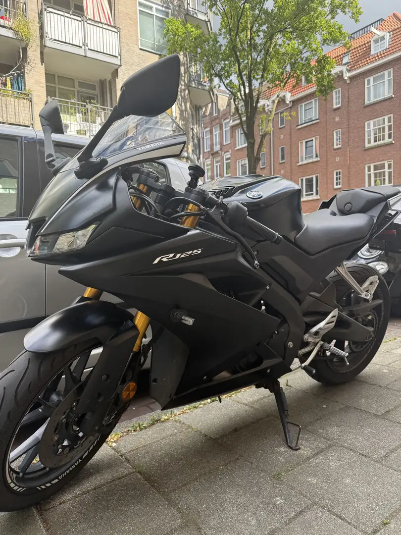 Yamaha YZF-R125 - 2