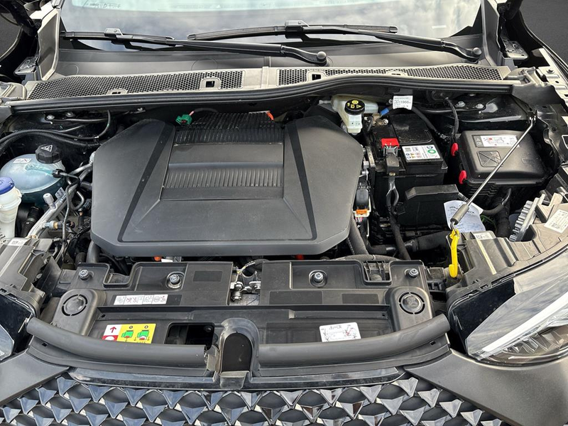DS Automobiles DS 3 Crossback E-Tense NAVi+KLIMA+PDC — photo 6