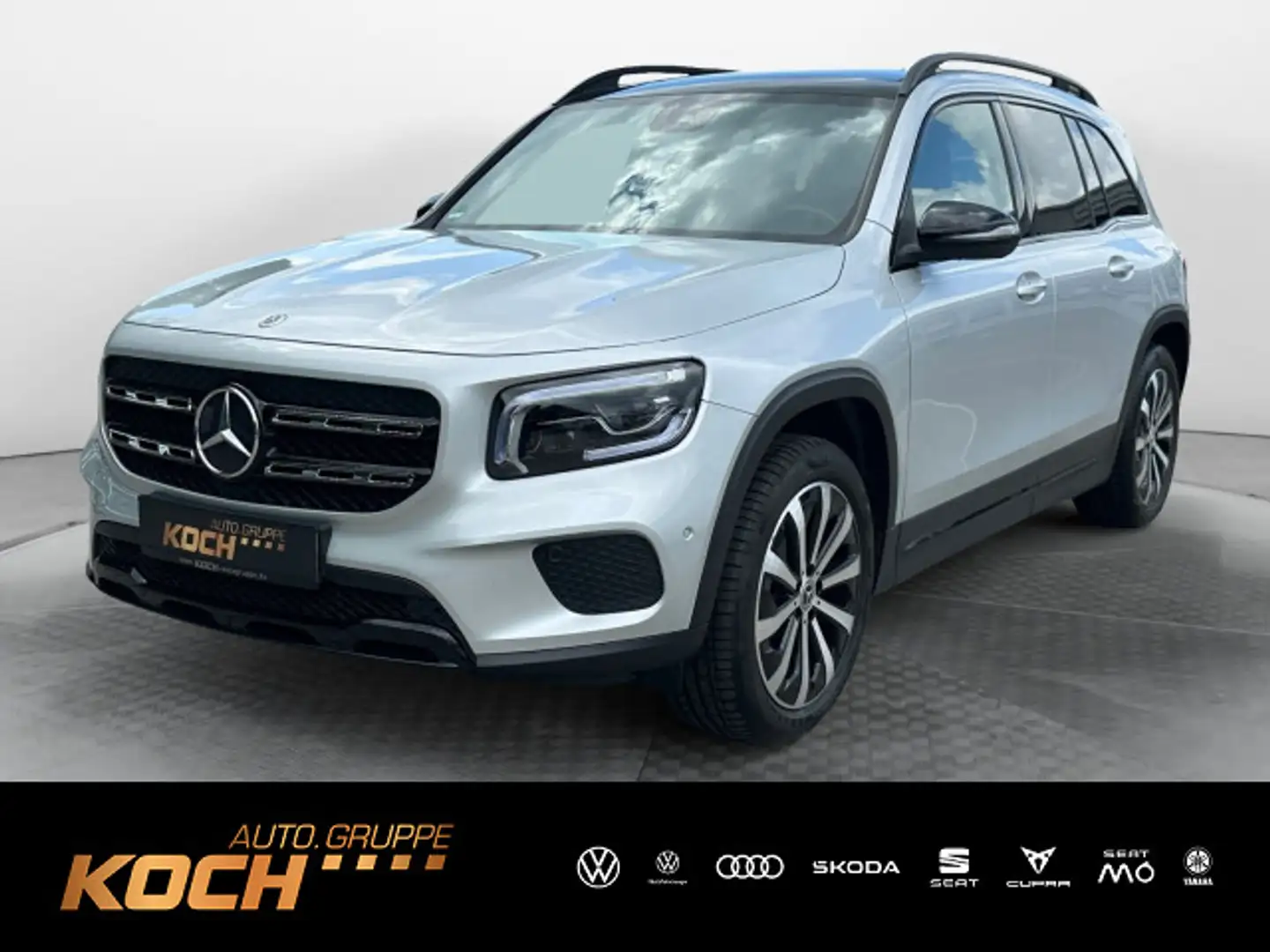 Mercedes-Benz GLB 200 Progressive Navi LED Pano AHK Argento - 1