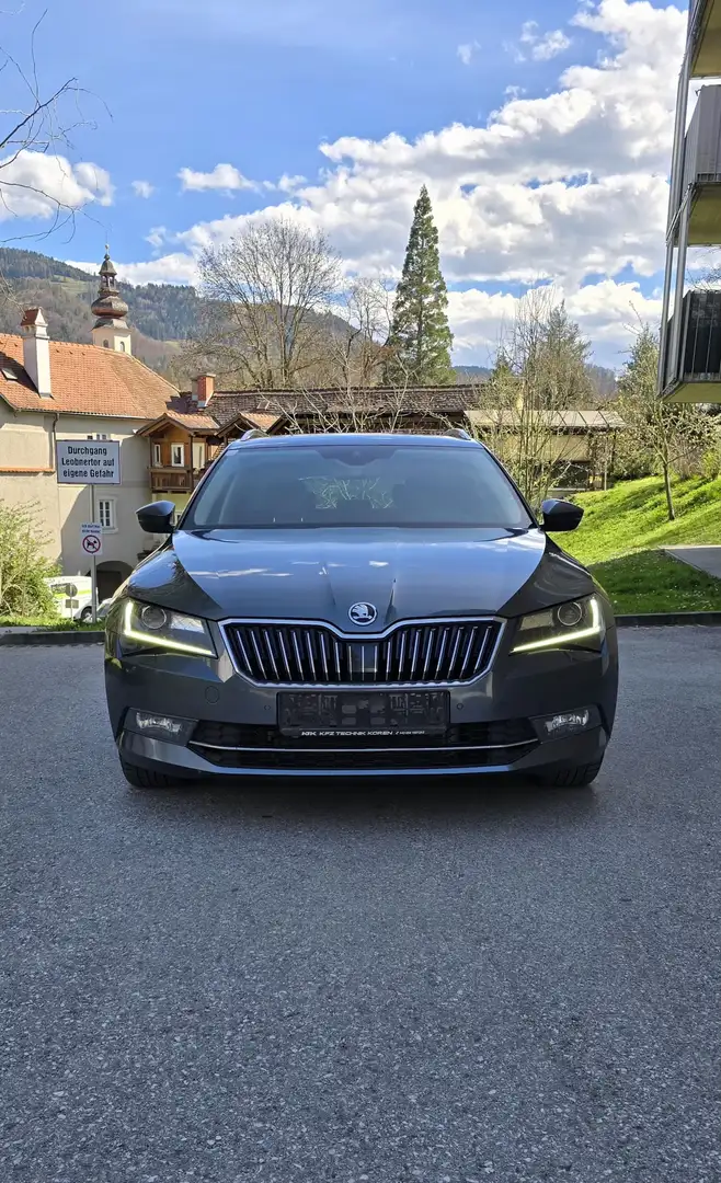 Skoda Superb Kombi 2,0 TDI Style DSG - 2