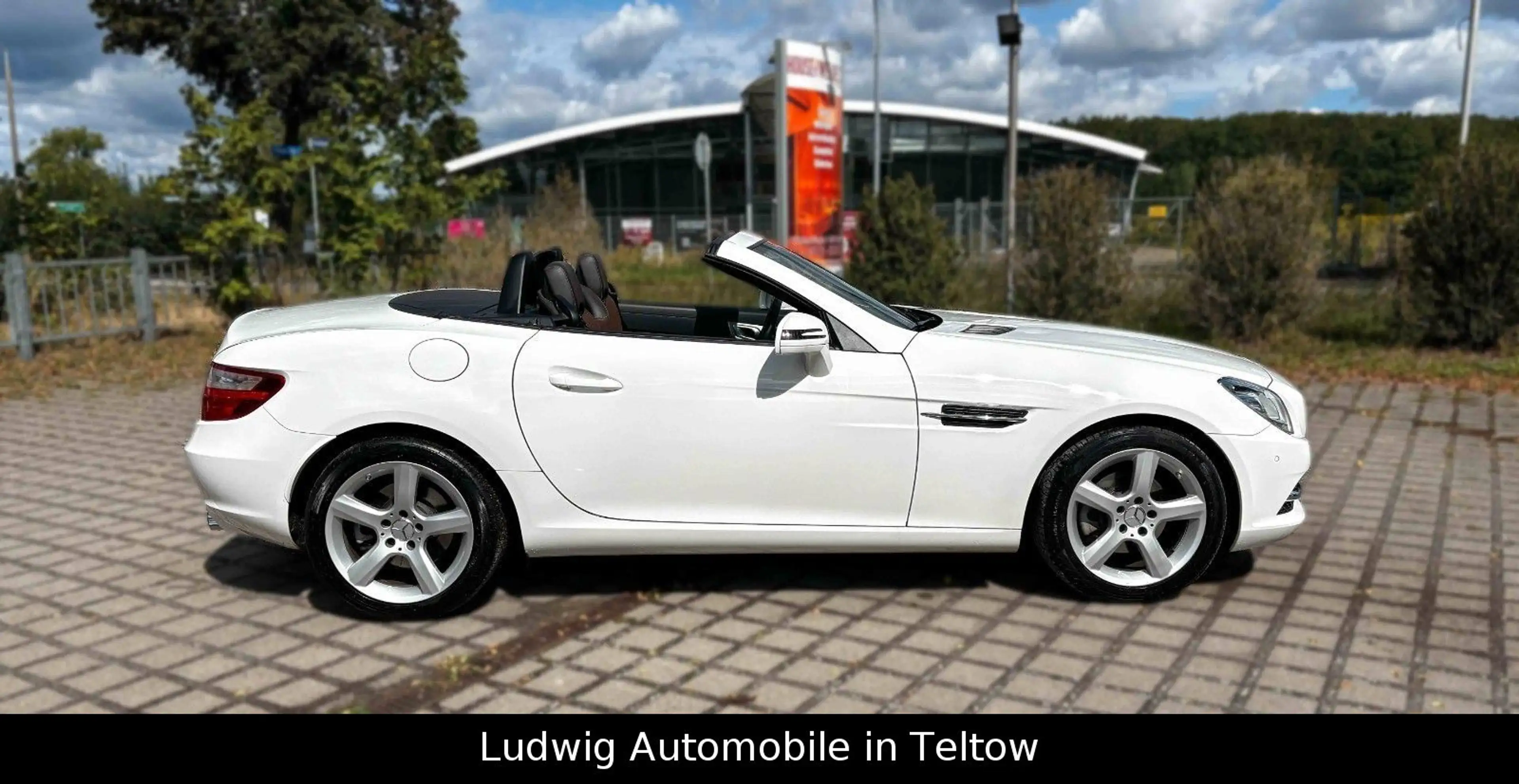 Mercedes-Benz SLK 200 Glasdach*Automatik*Leder*Airscarf — photo 4