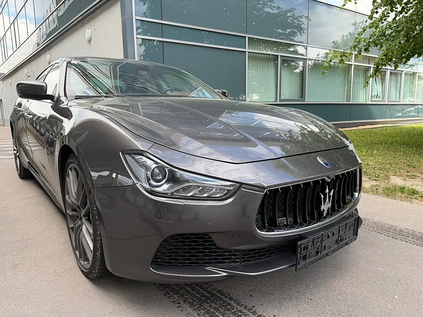 Maserati Ghibli S Q4 3,0 V6 TwinTurbo Aut. | 410 PS | Leder Grau - 1