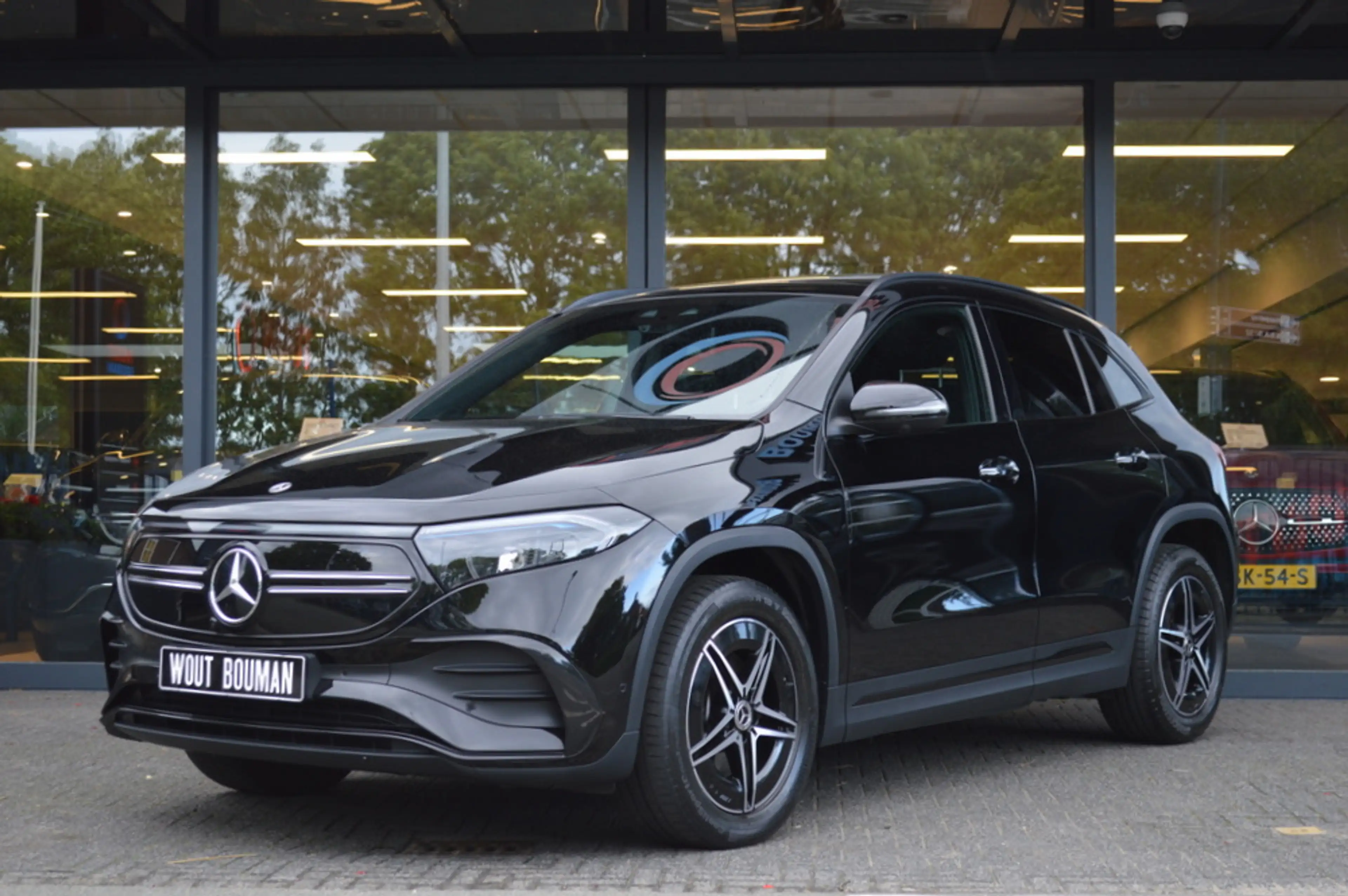 Mercedes-Benz EQA 250 250+ AMG-Line 71 kWh Panorama Memory Camera 360 Ke — photo 2