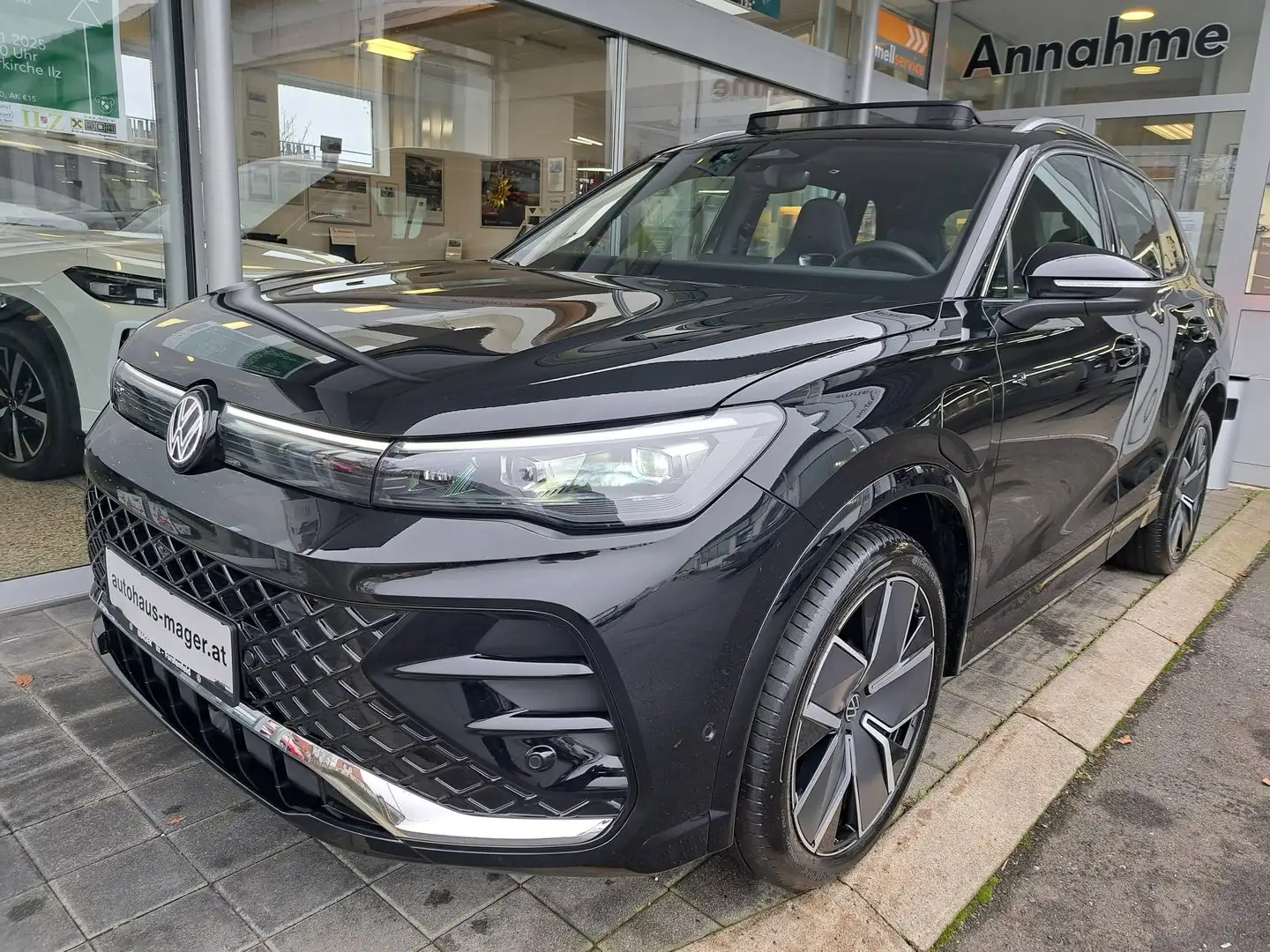 Volkswagen Tiguan Sport eHybrid DSG 150 kW Schwarz - 1